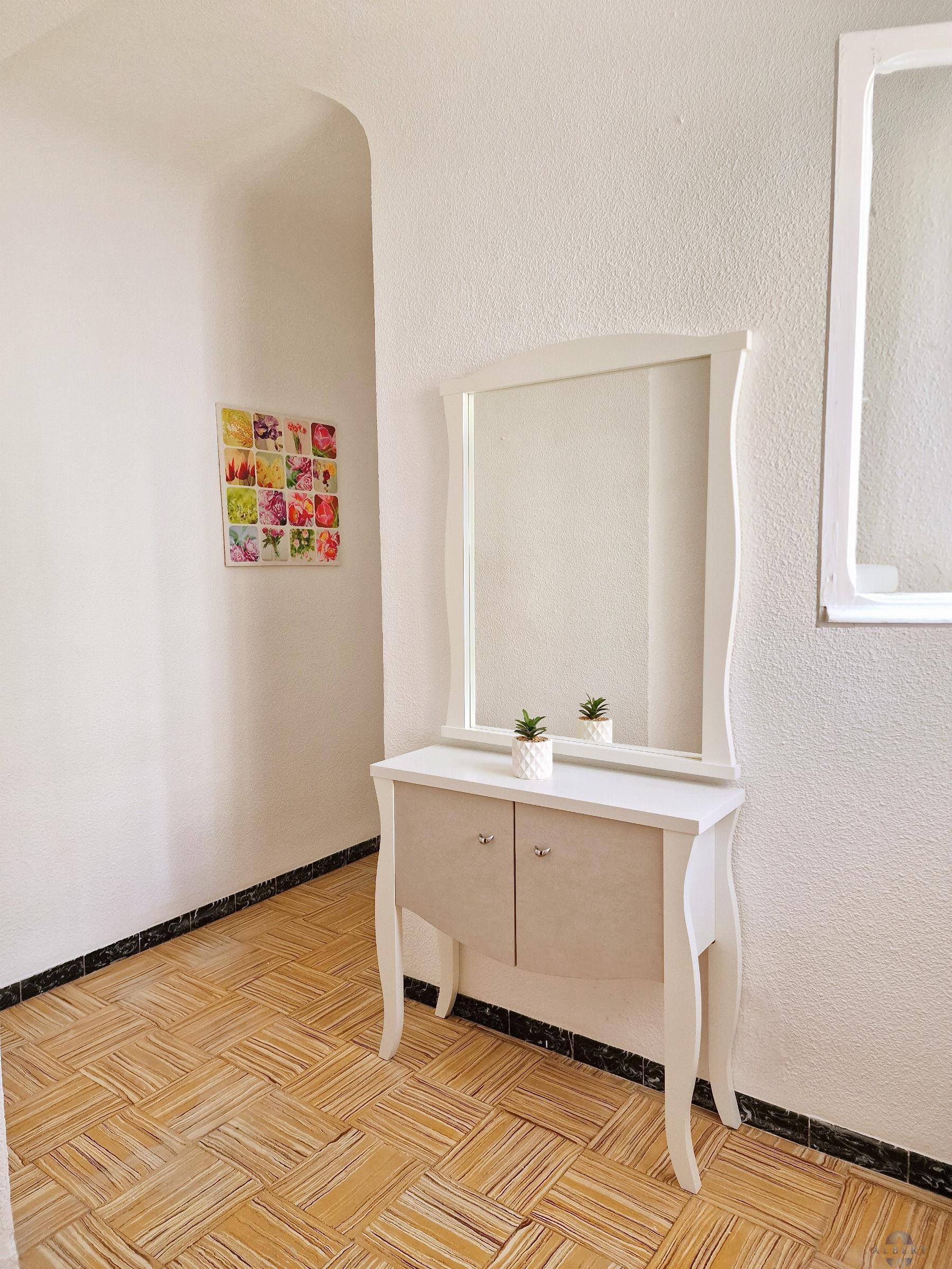 For sale of flat in Novelda