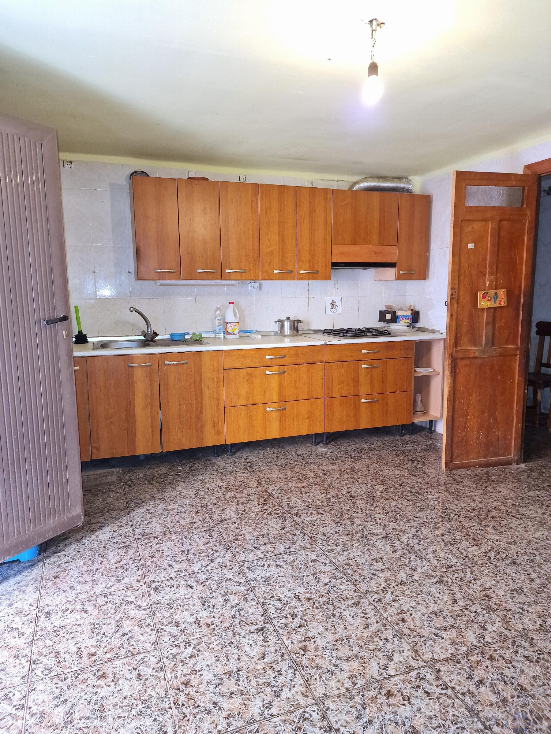For sale of house in Novelda