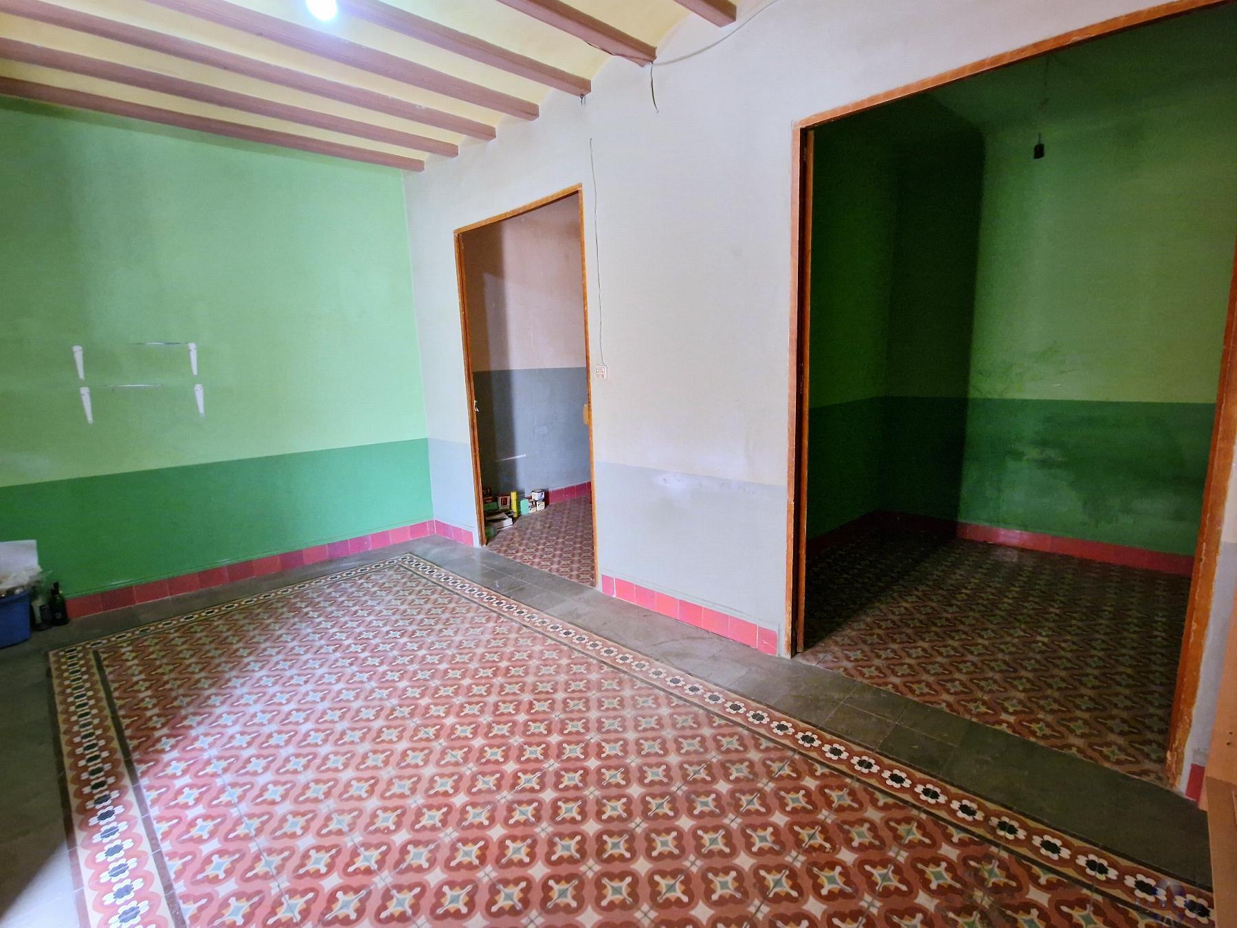 For sale of house in Novelda