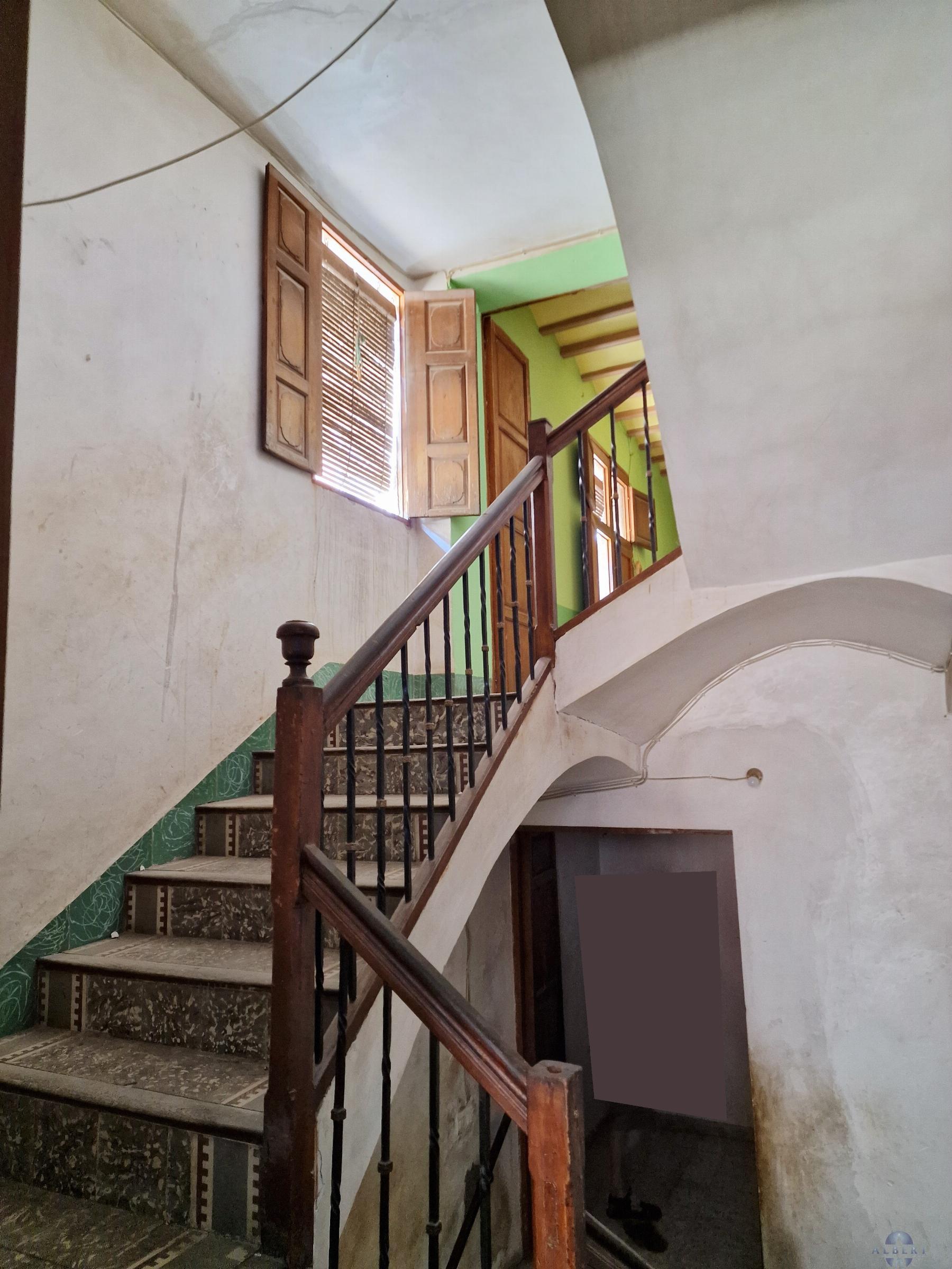 For sale of house in Novelda
