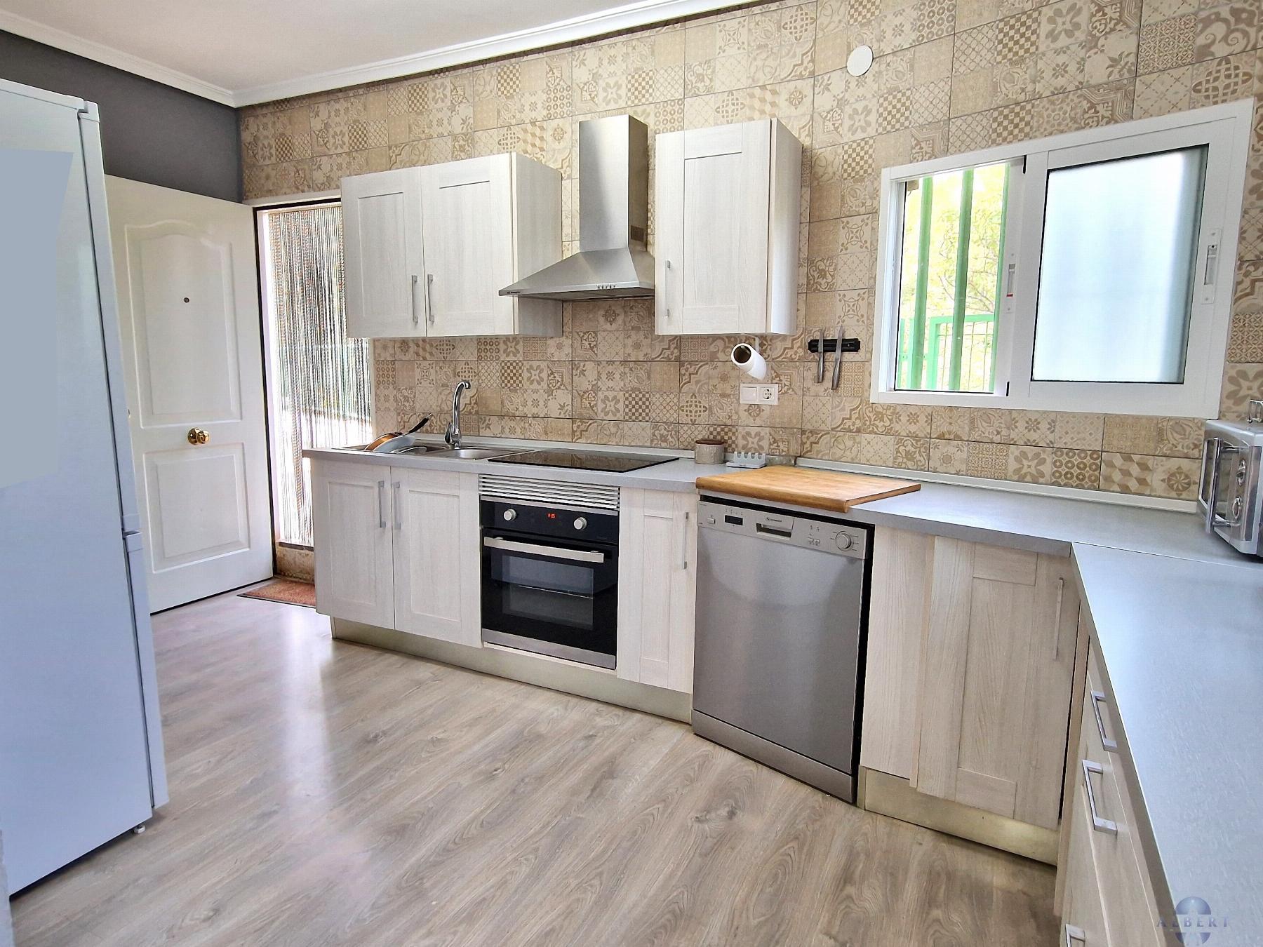 For sale of chalet in Monóvar-Monòver