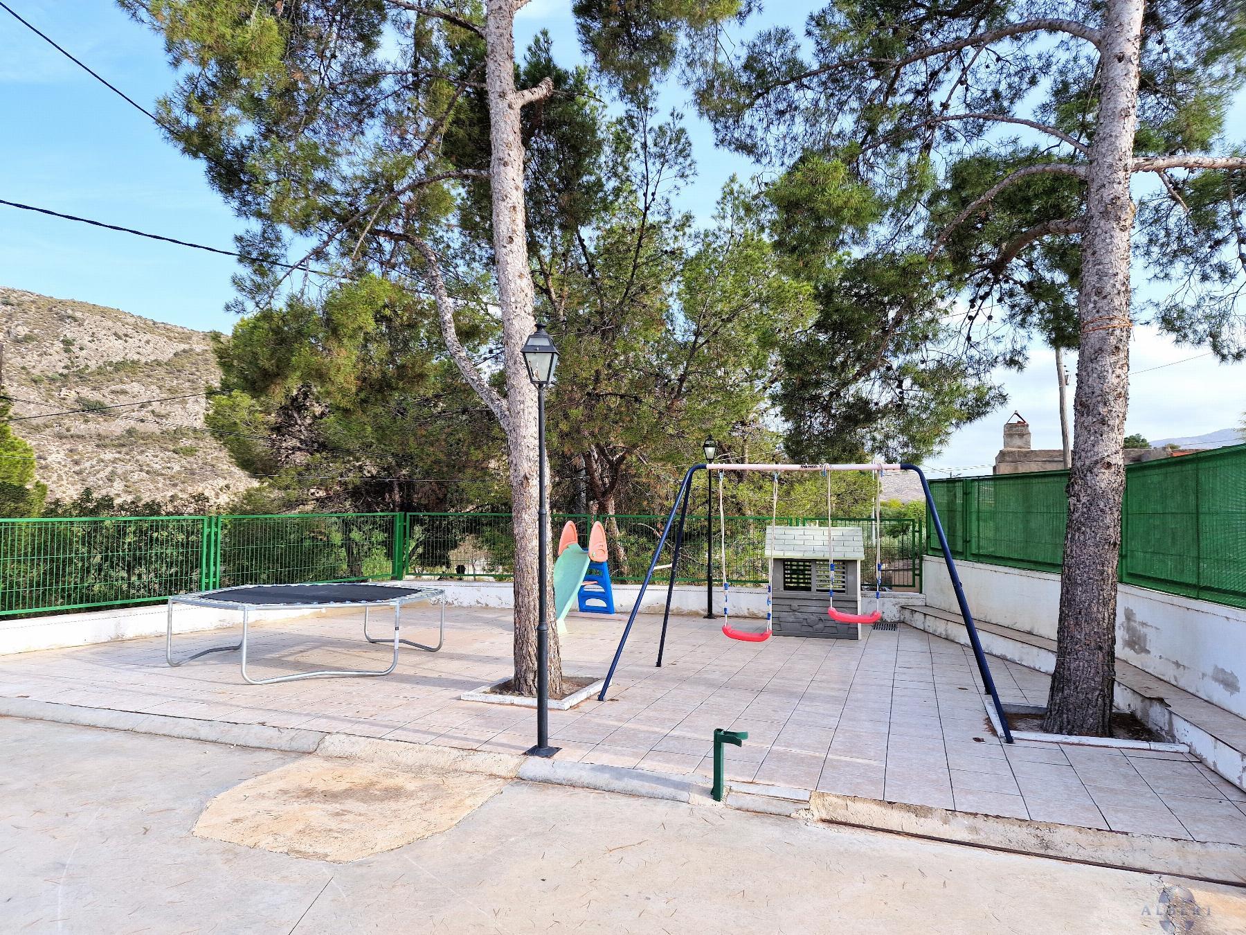 For sale of chalet in Monóvar-Monòver