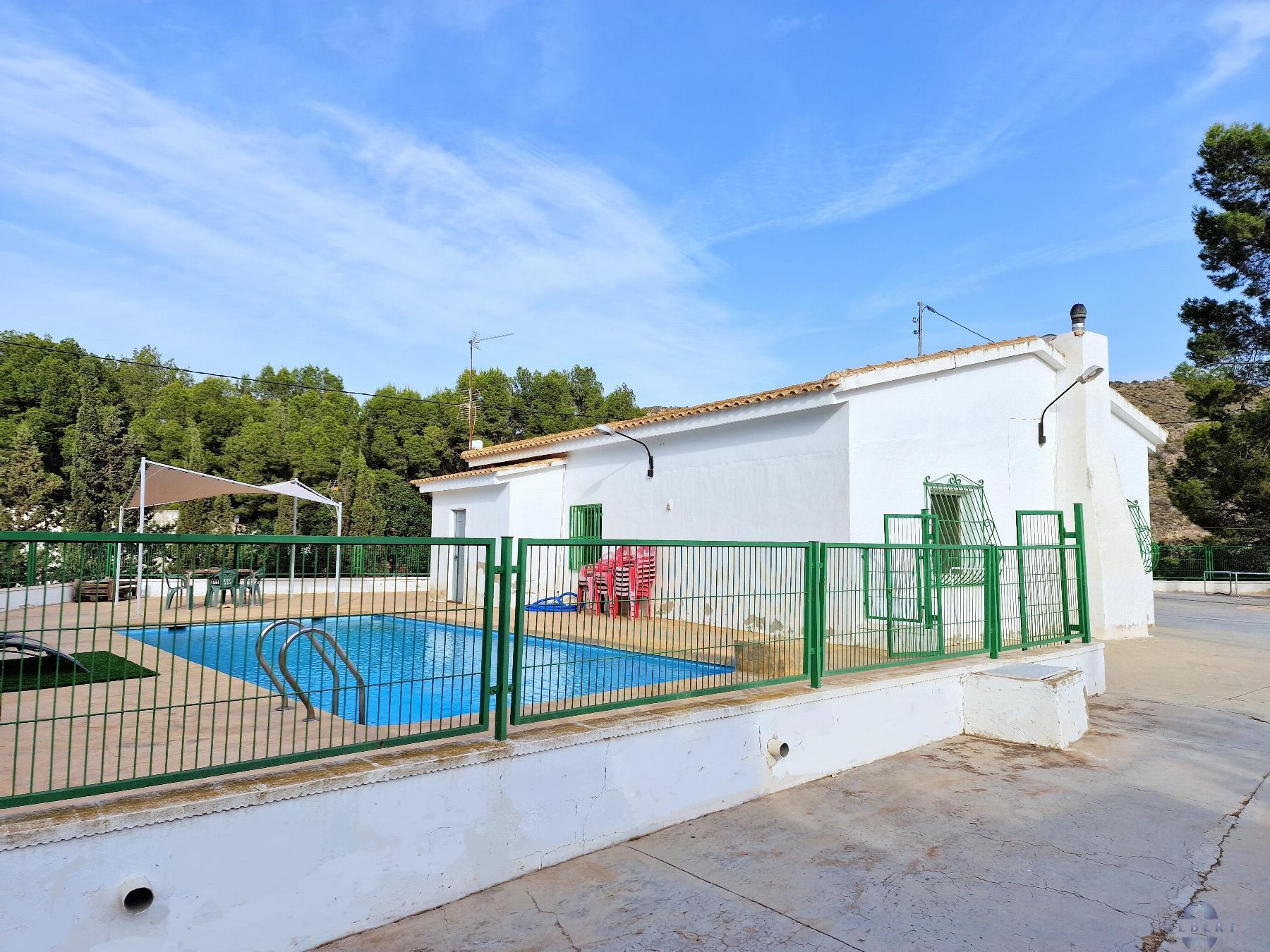 For sale of chalet in Monóvar-Monòver