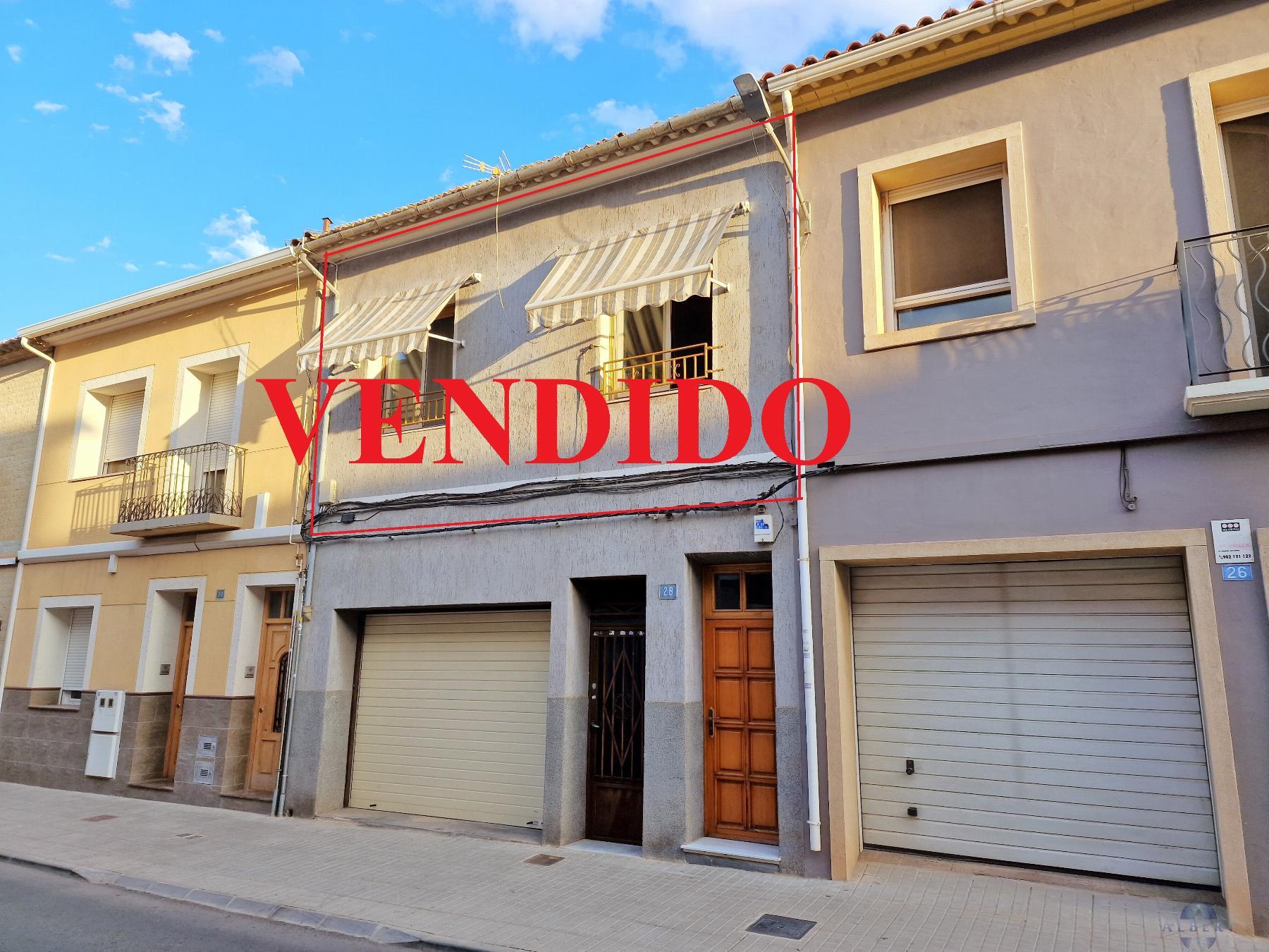 For sale of flat in Novelda
