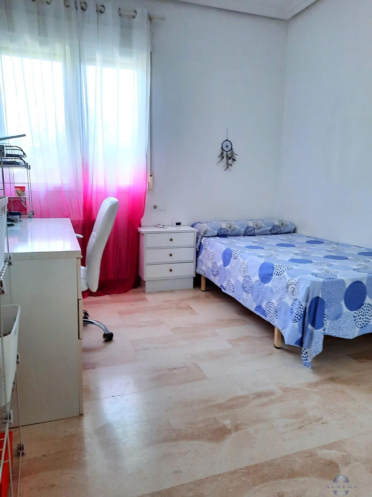 For sale of chalet in Monóvar-Monòver