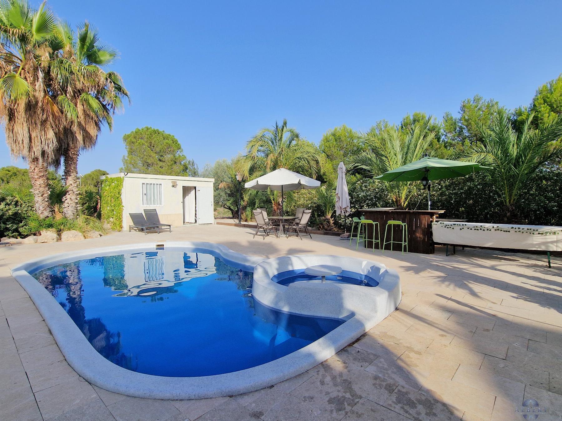 For sale of chalet in Monóvar-Monòver