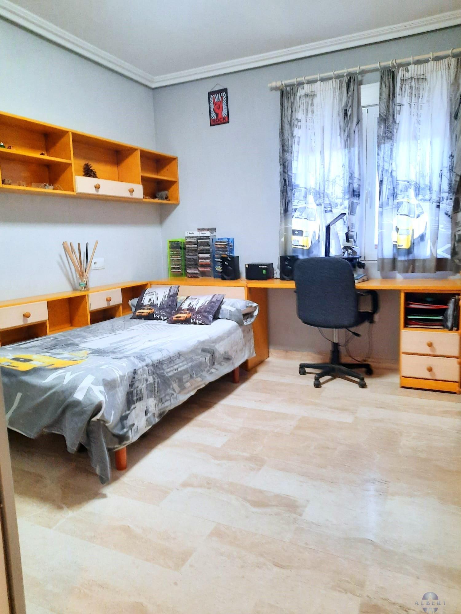 For sale of chalet in Monóvar-Monòver