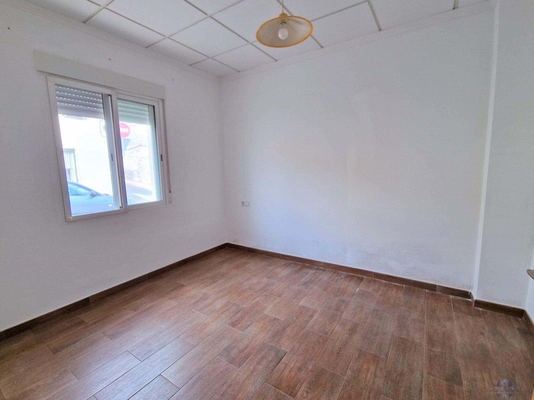 For sale of house in Monóvar-Monòver