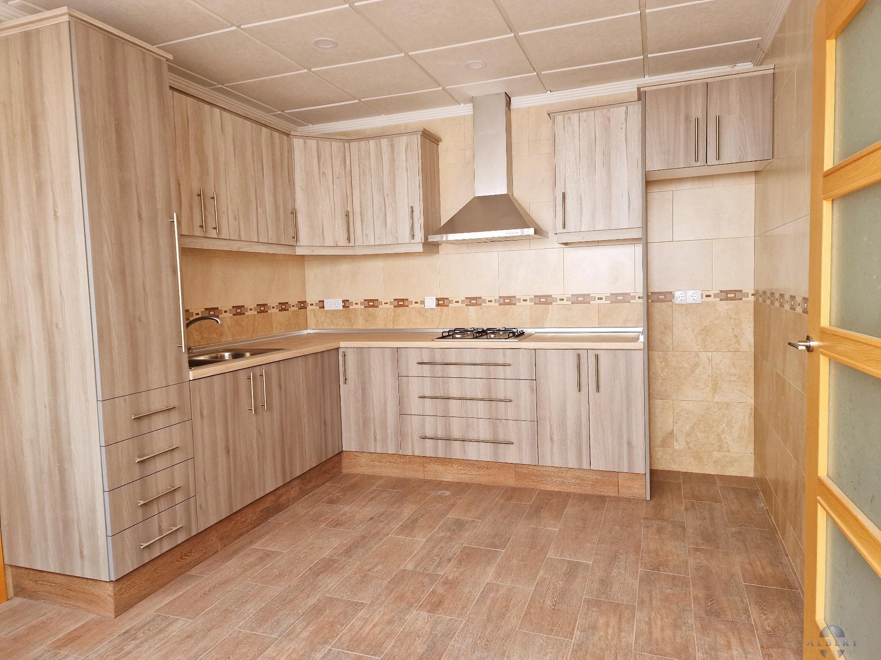 For sale of house in Monóvar-Monòver