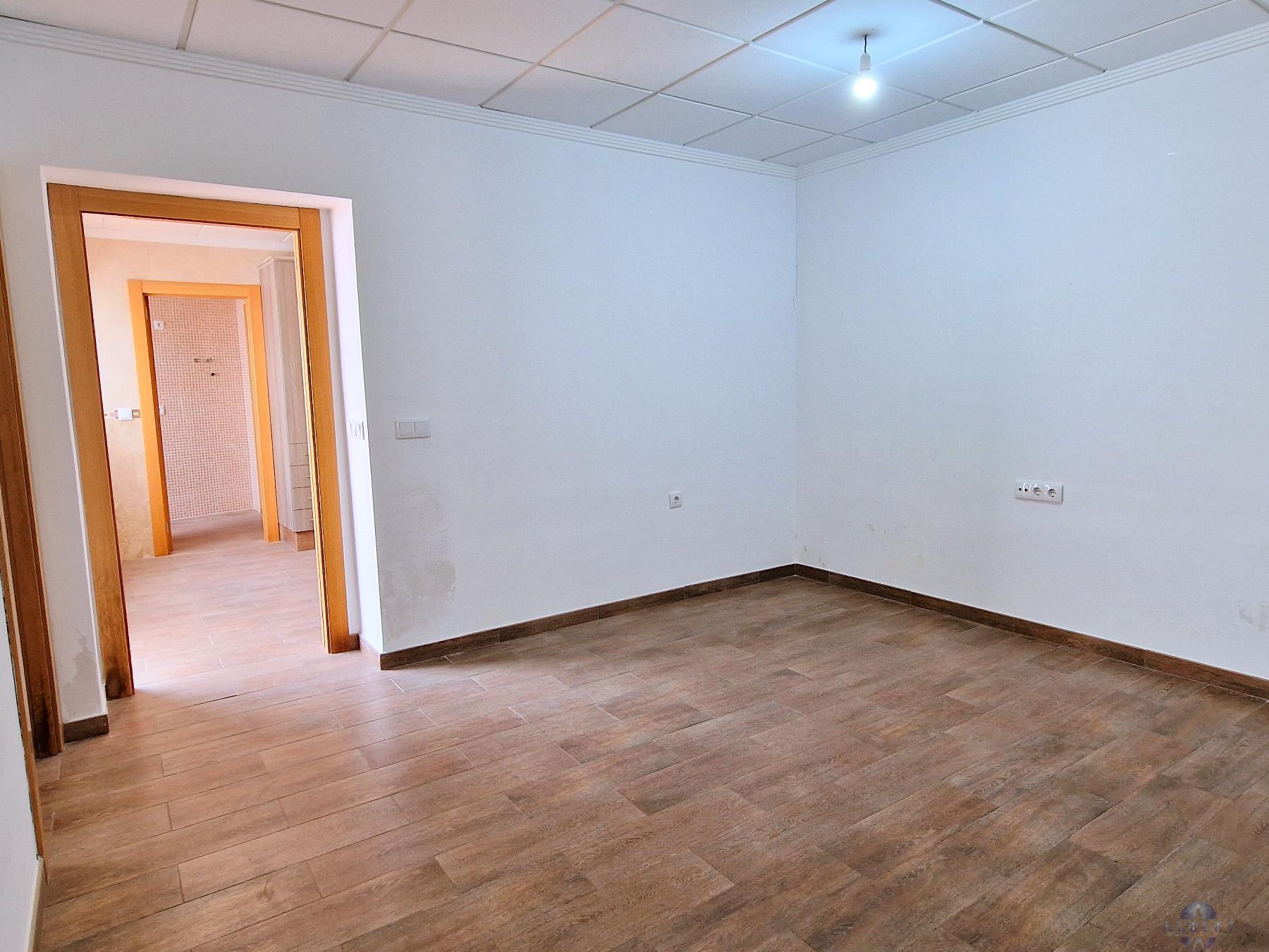 For sale of house in Monóvar-Monòver