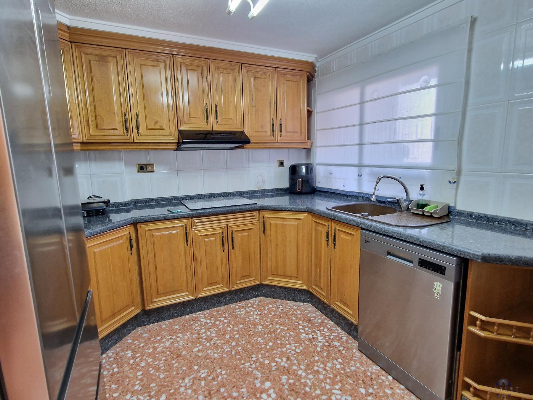 For sale of flat in Monóvar-Monòver