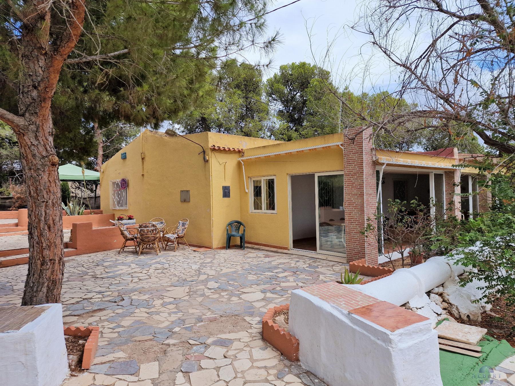 For sale of chalet in Monóvar-Monòver