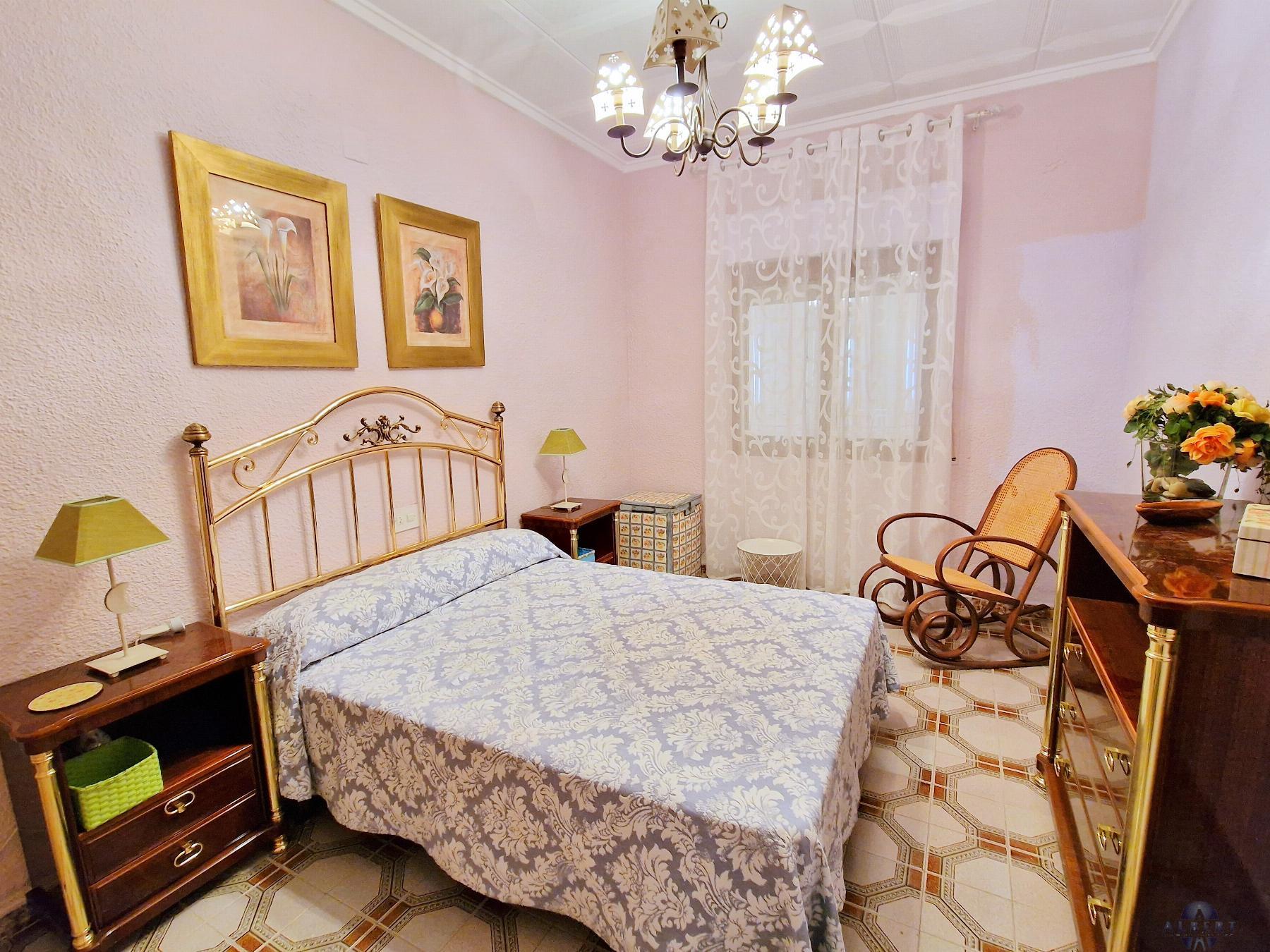 Venta de chalet en Novelda