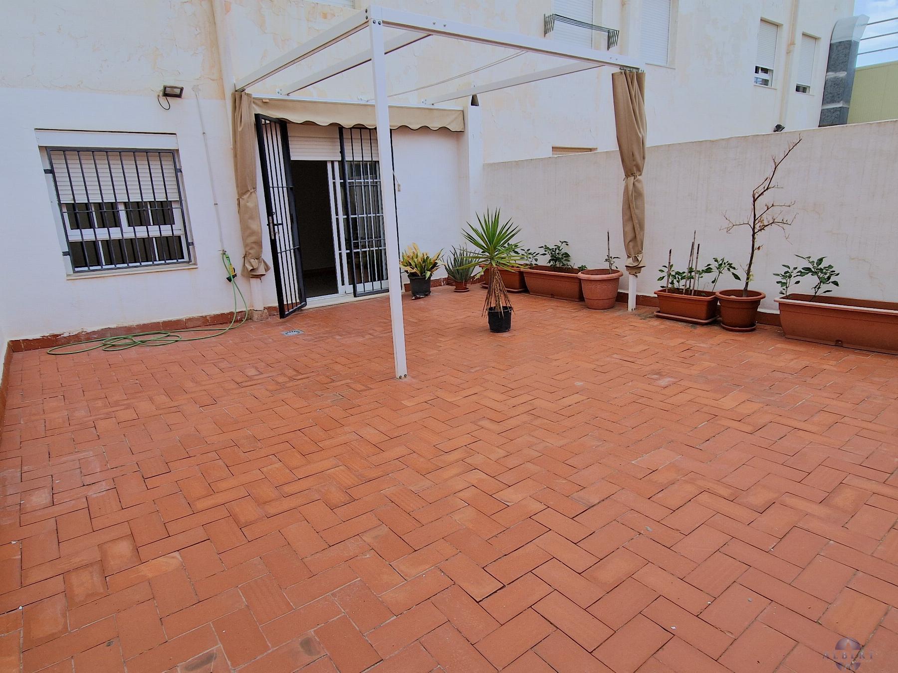 For sale of flat in Monóvar-Monòver