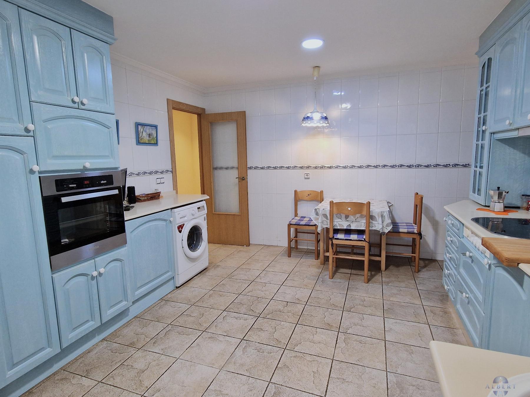 For sale of flat in Monóvar-Monòver