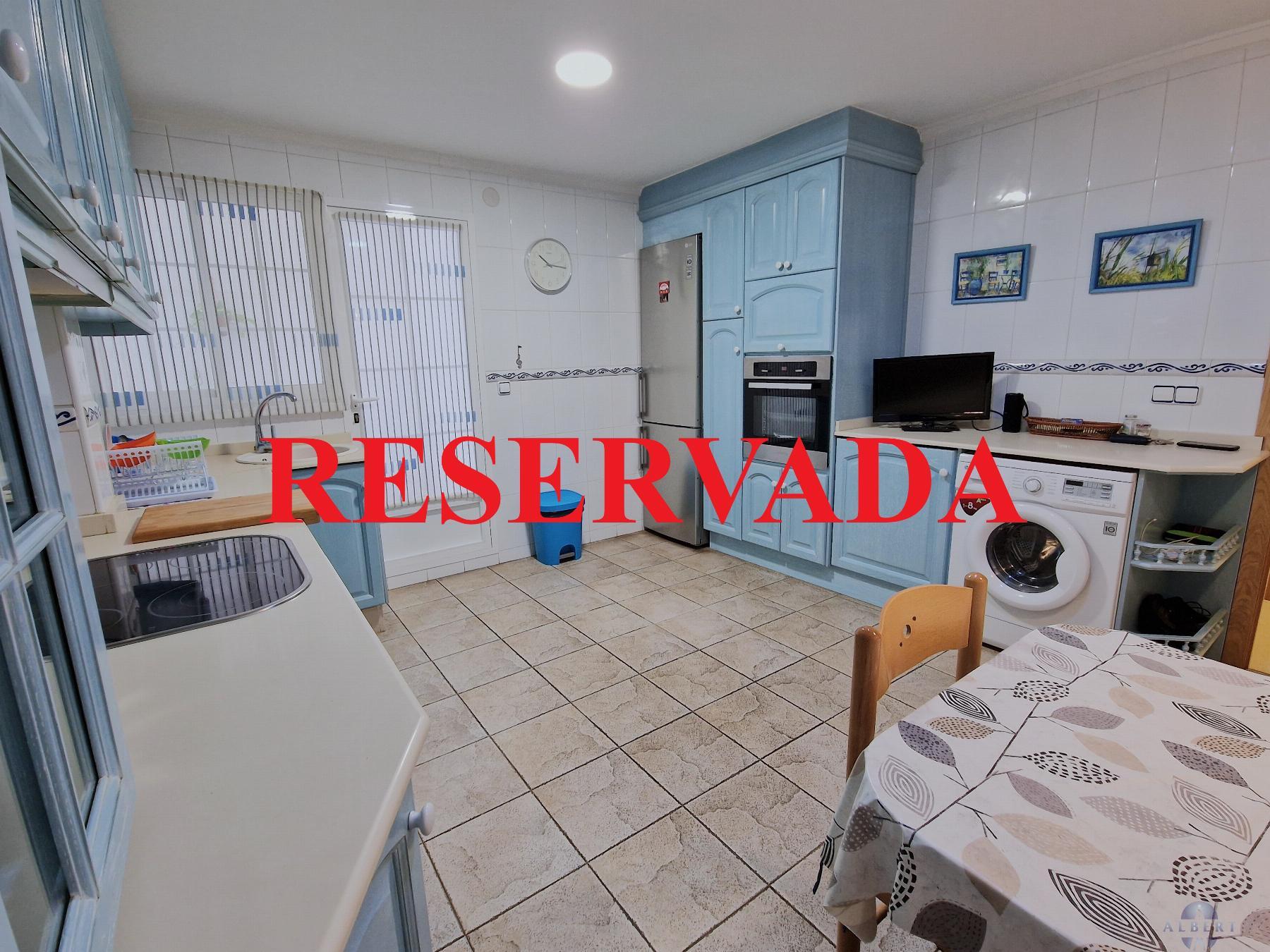 For sale of flat in Monóvar-Monòver