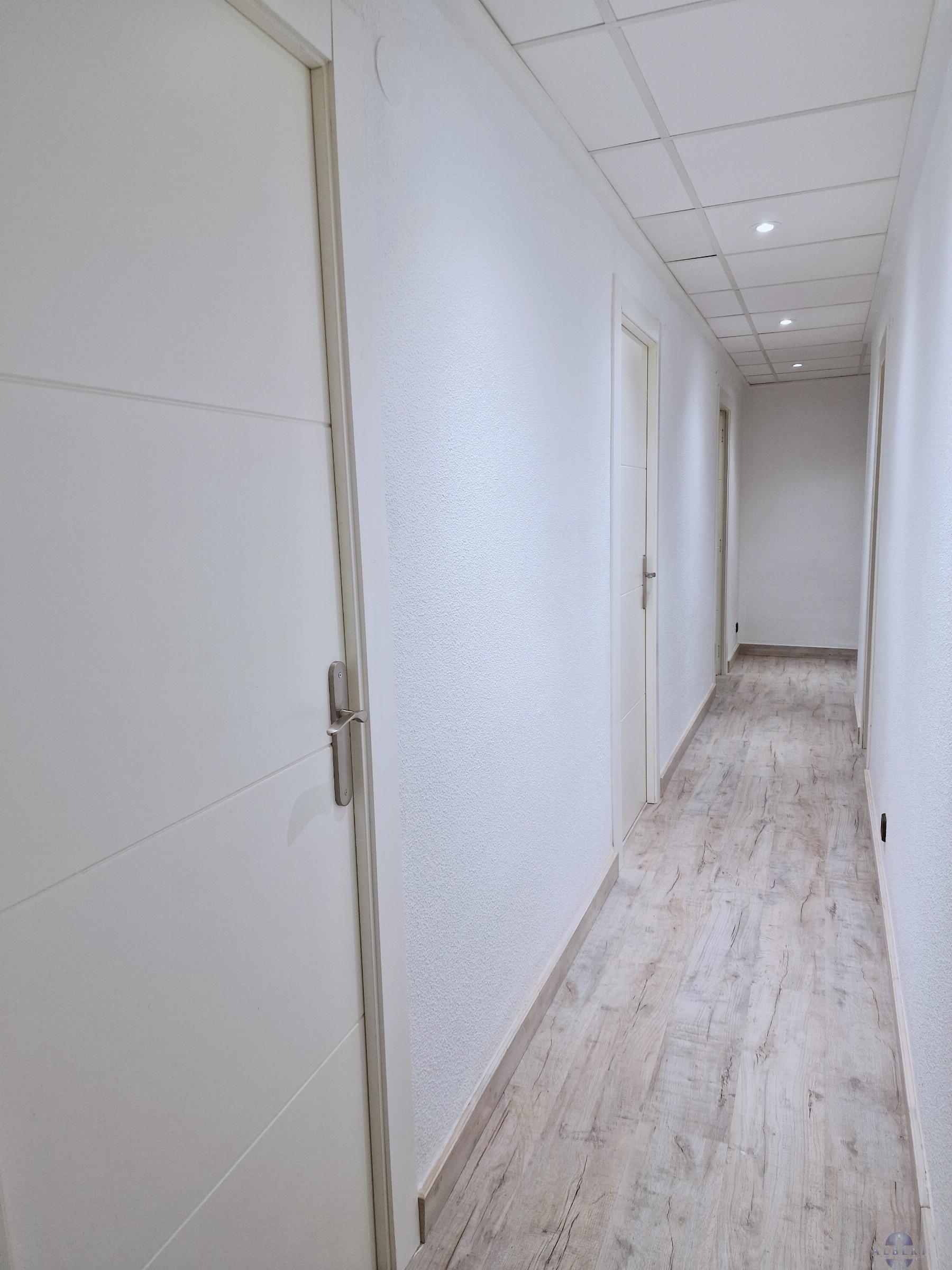 For sale of flat in Monóvar-Monòver
