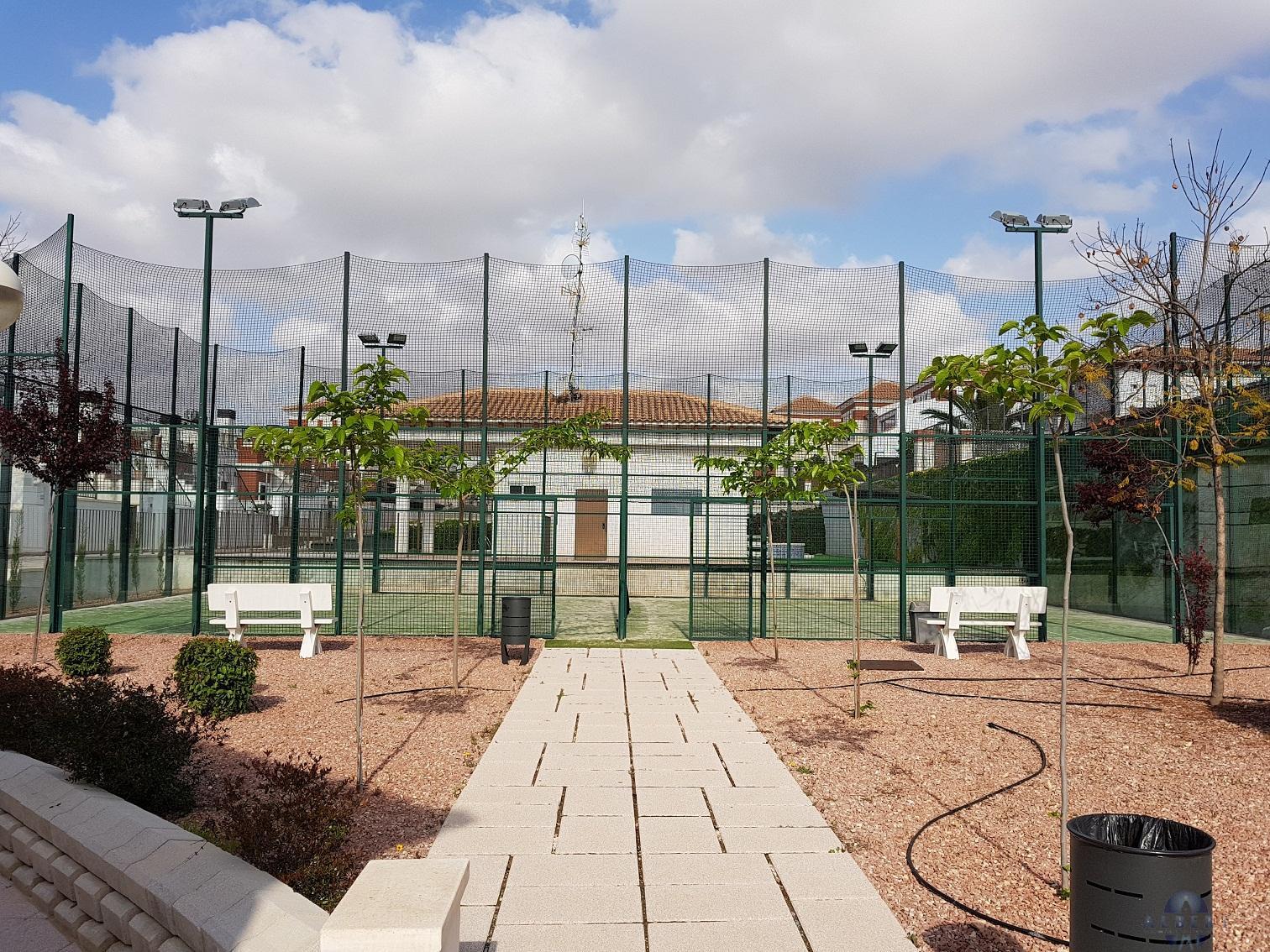 For sale of flat in Monóvar-Monòver