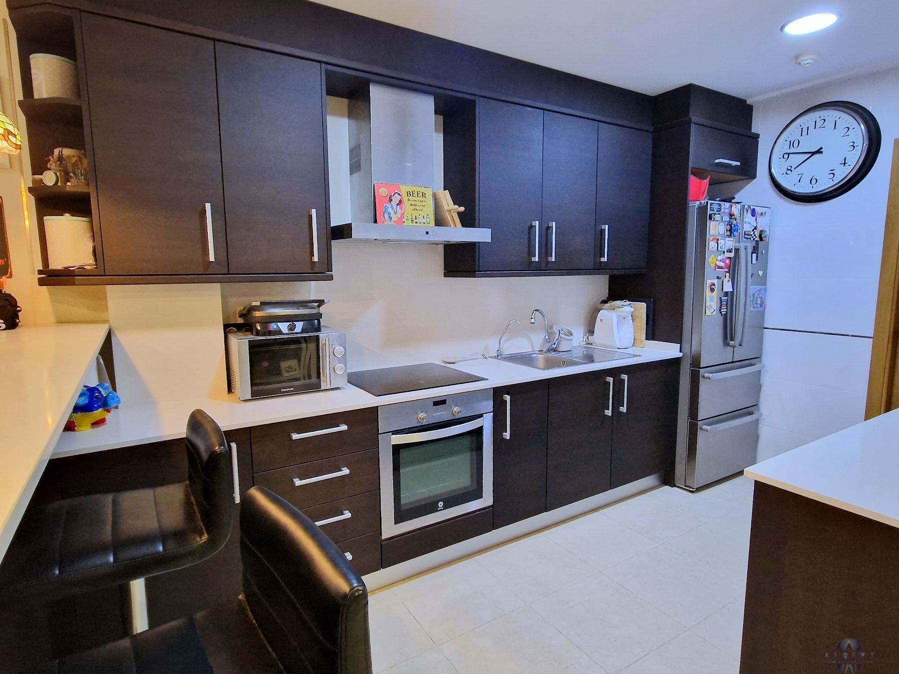 For sale of flat in Monóvar-Monòver