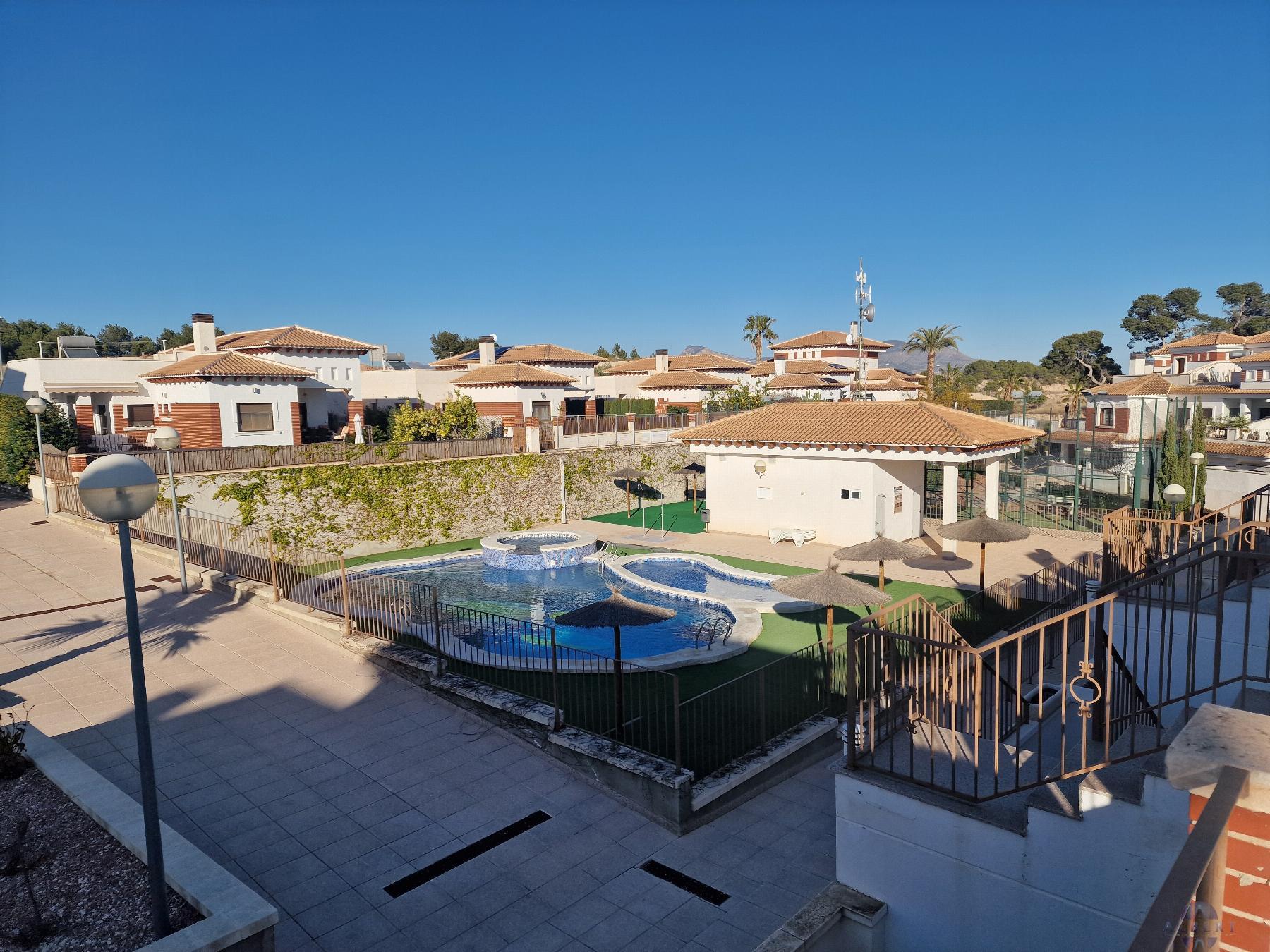For sale of flat in Monóvar-Monòver