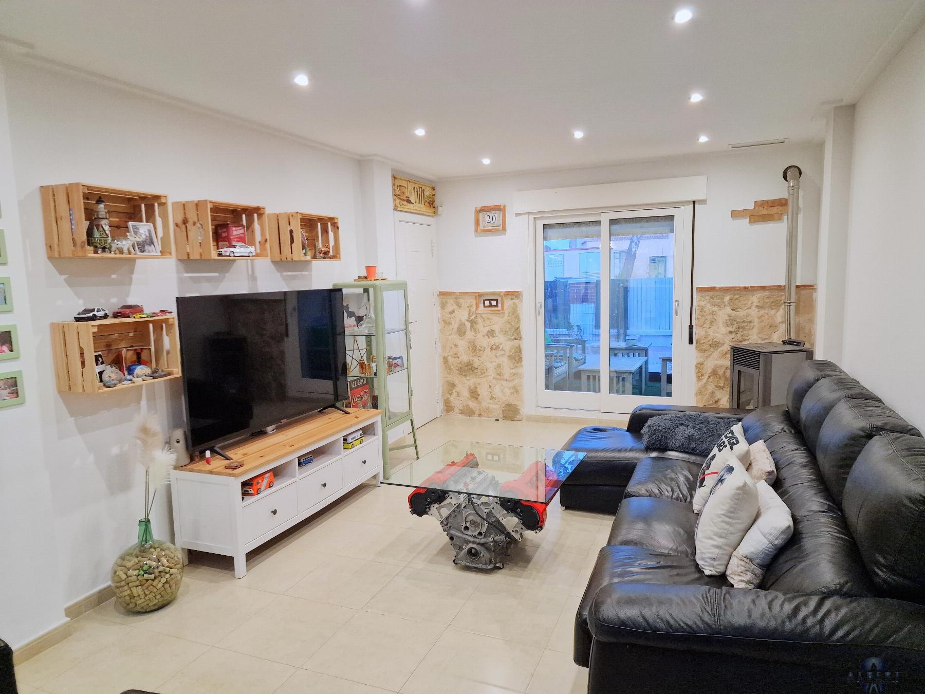 For sale of flat in Monóvar-Monòver