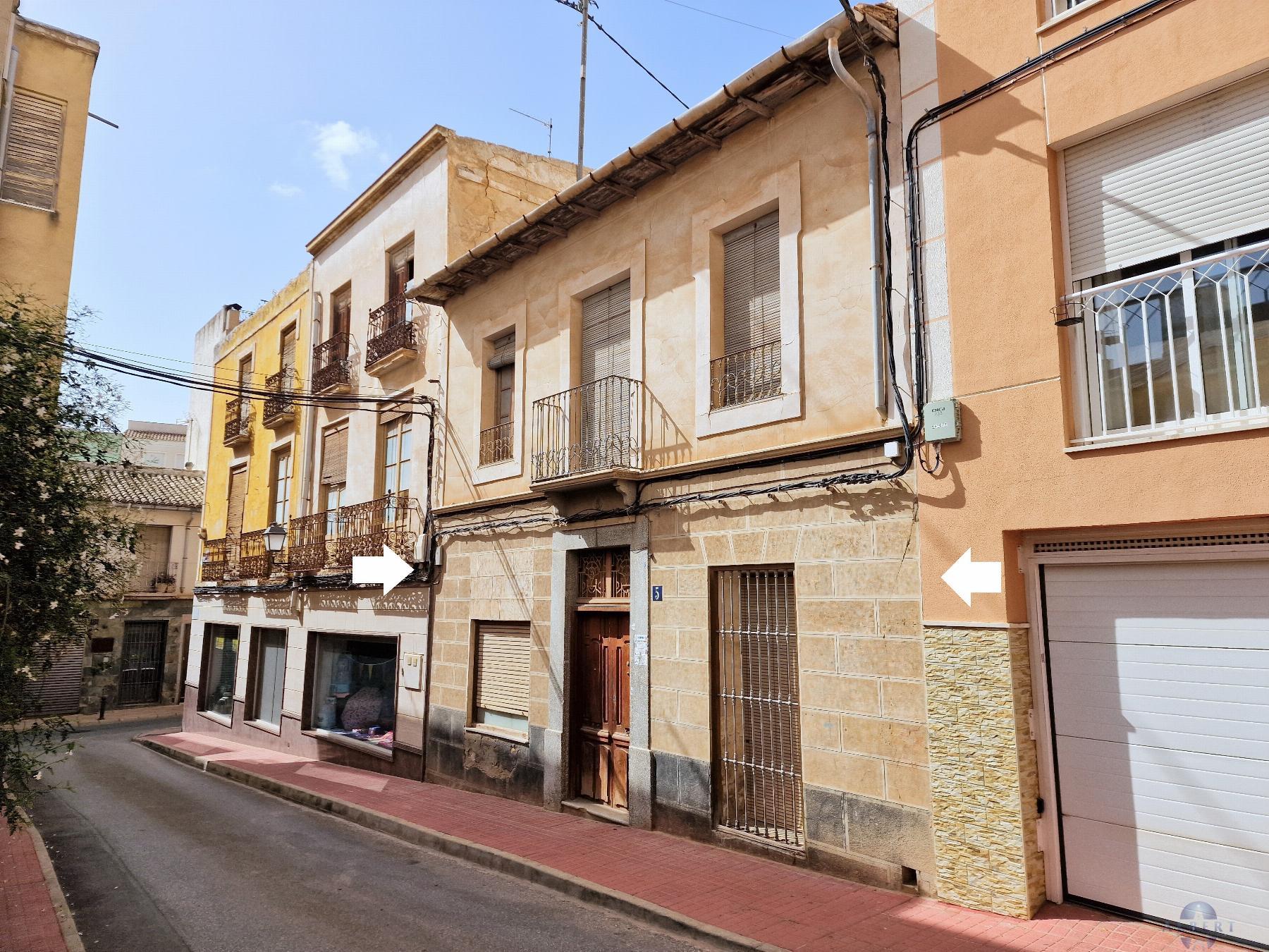 For sale of house in Monóvar-Monòver