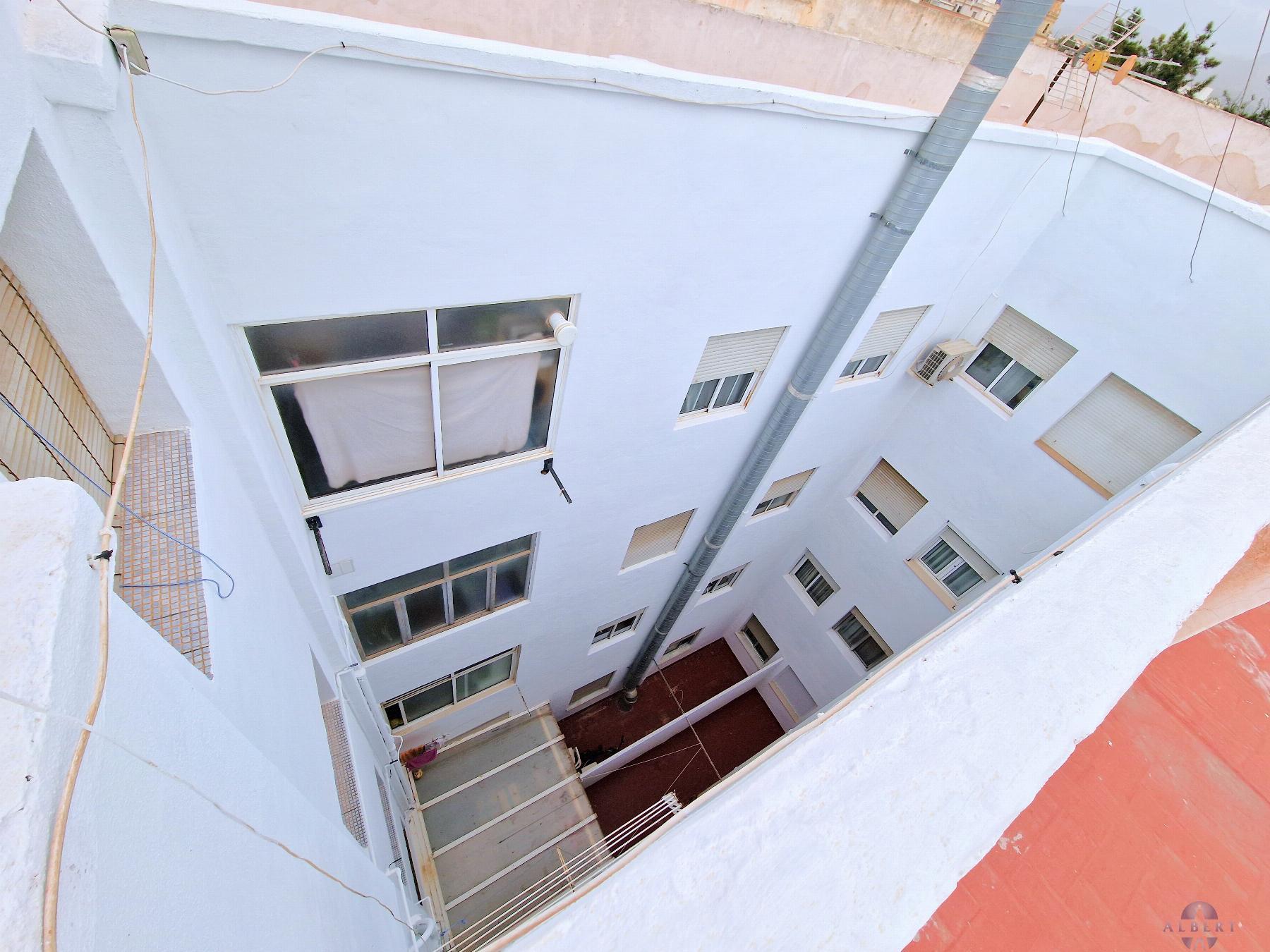 For sale of flat in Monóvar-Monòver