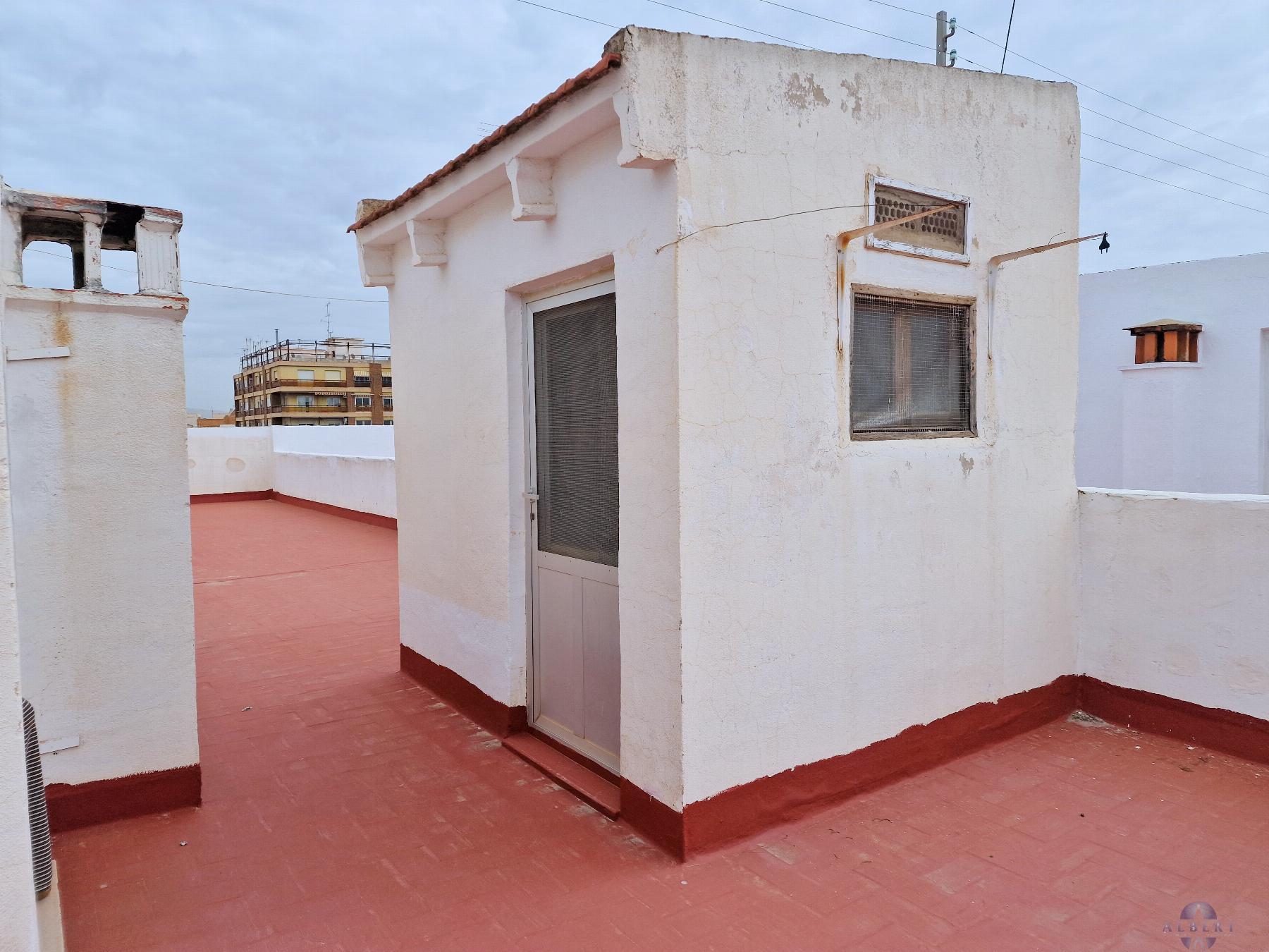 For sale of flat in Monóvar-Monòver