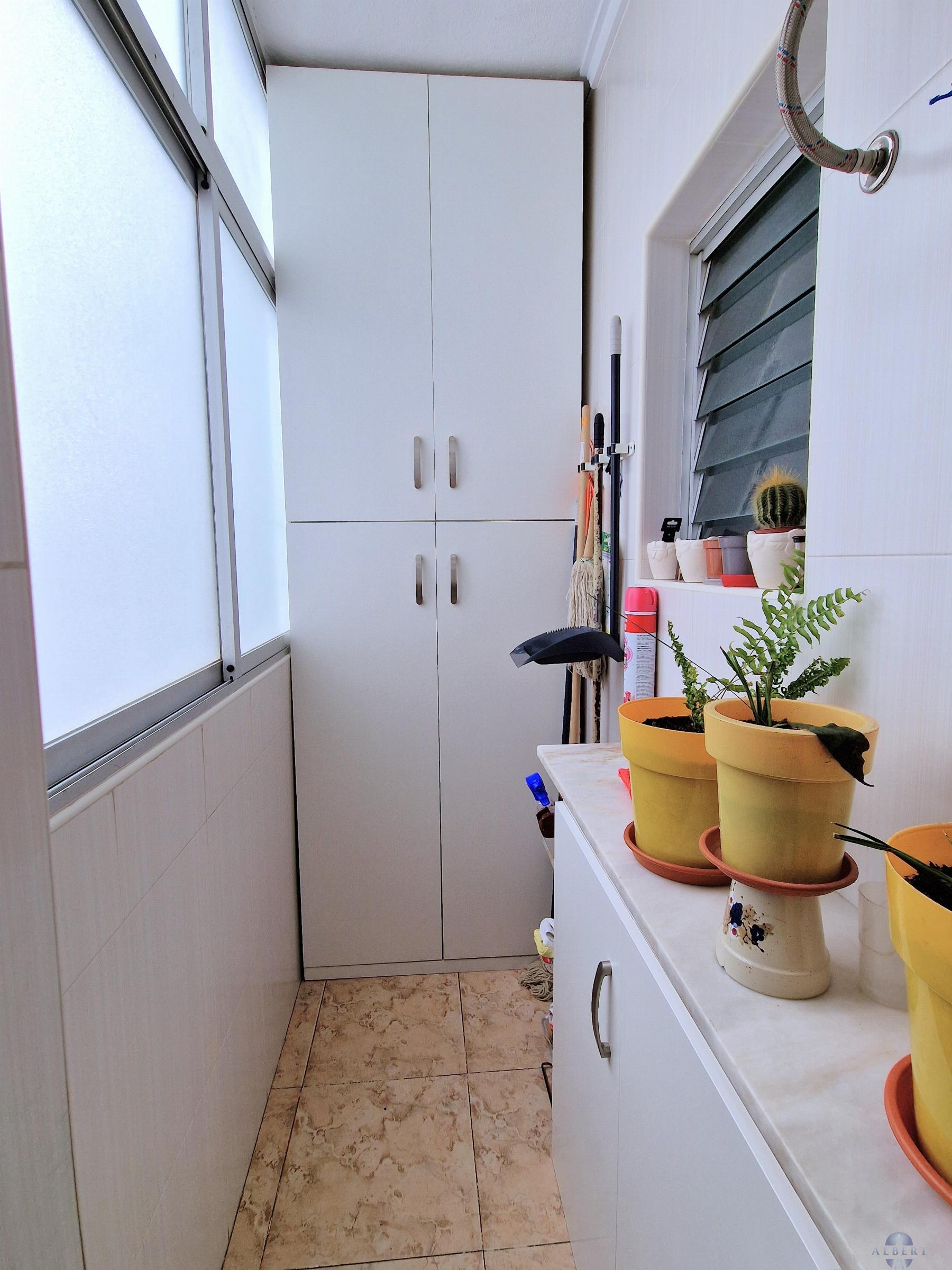 For sale of flat in Monóvar-Monòver
