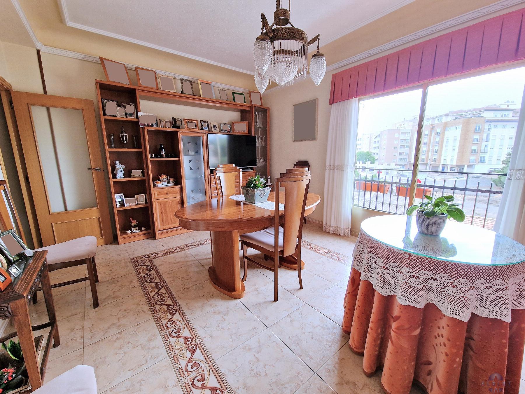 For sale of flat in Monóvar-Monòver