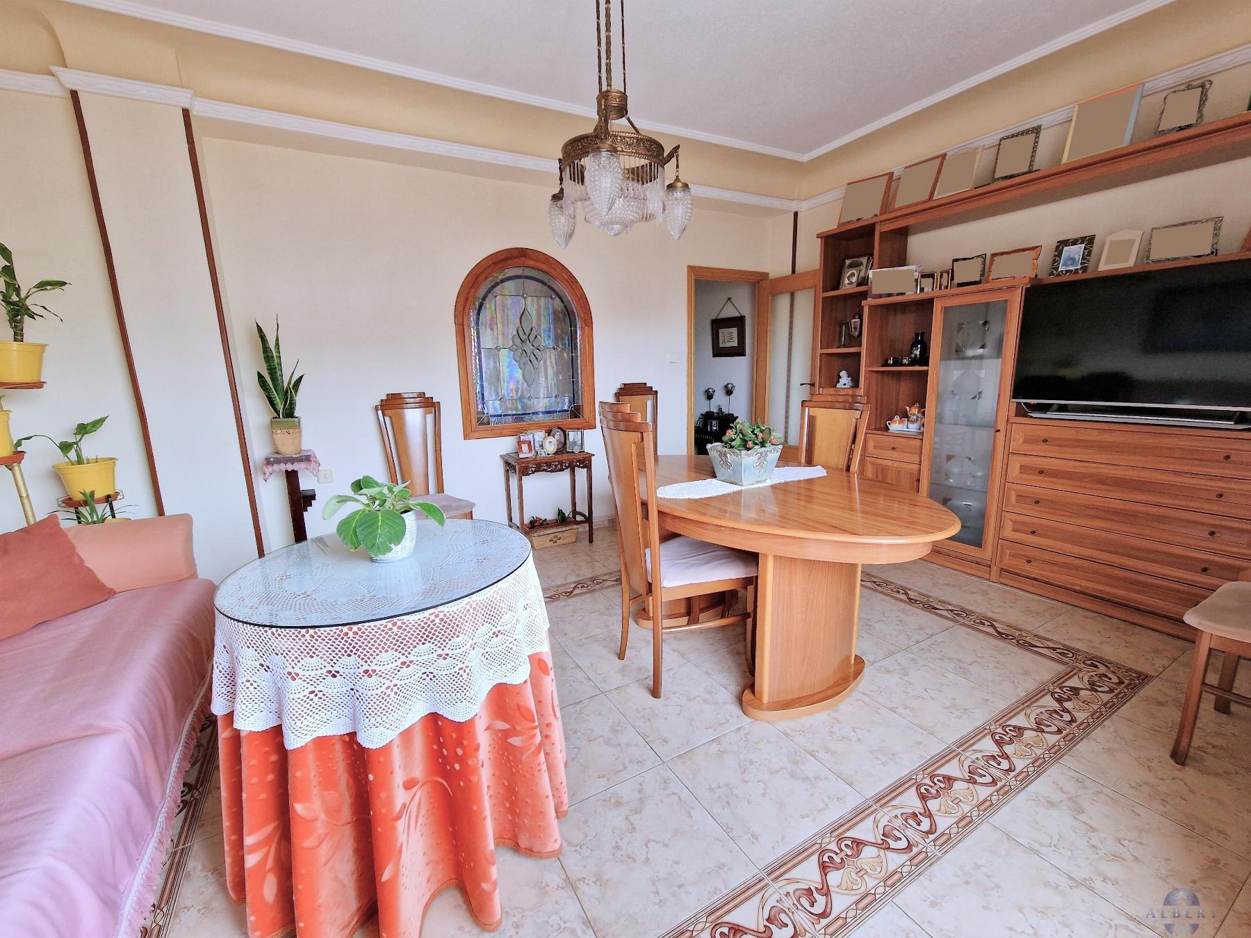 For sale of flat in Monóvar-Monòver