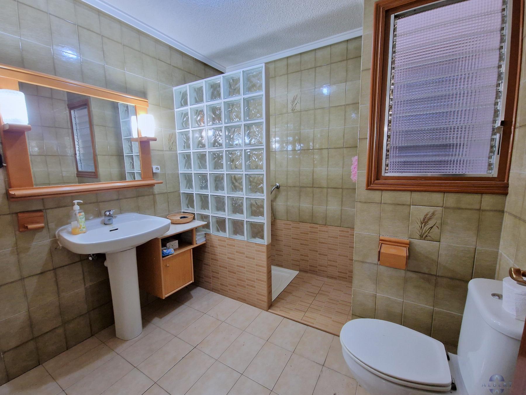 Venta de casa en Novelda