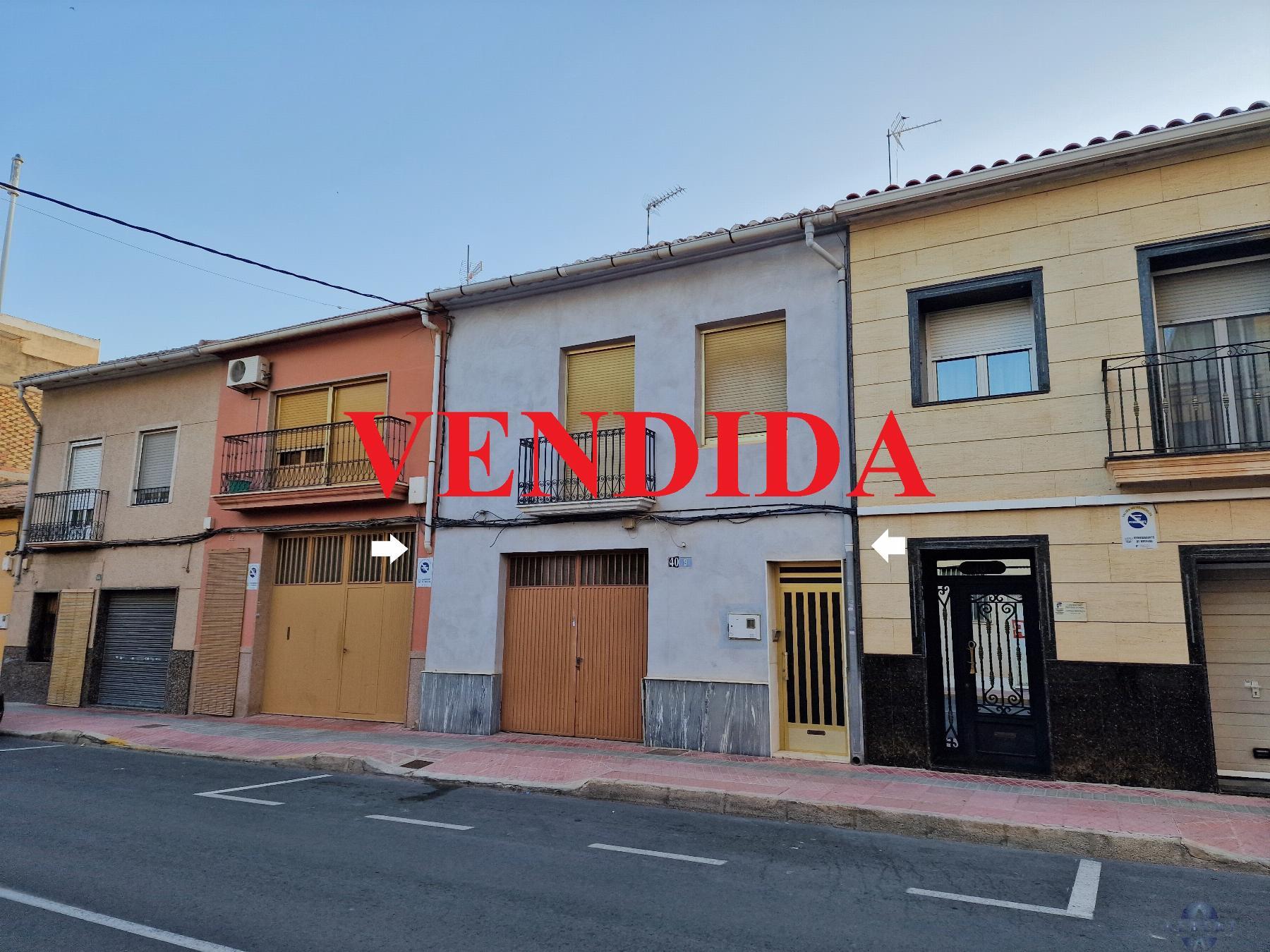 Venta de casa en Novelda