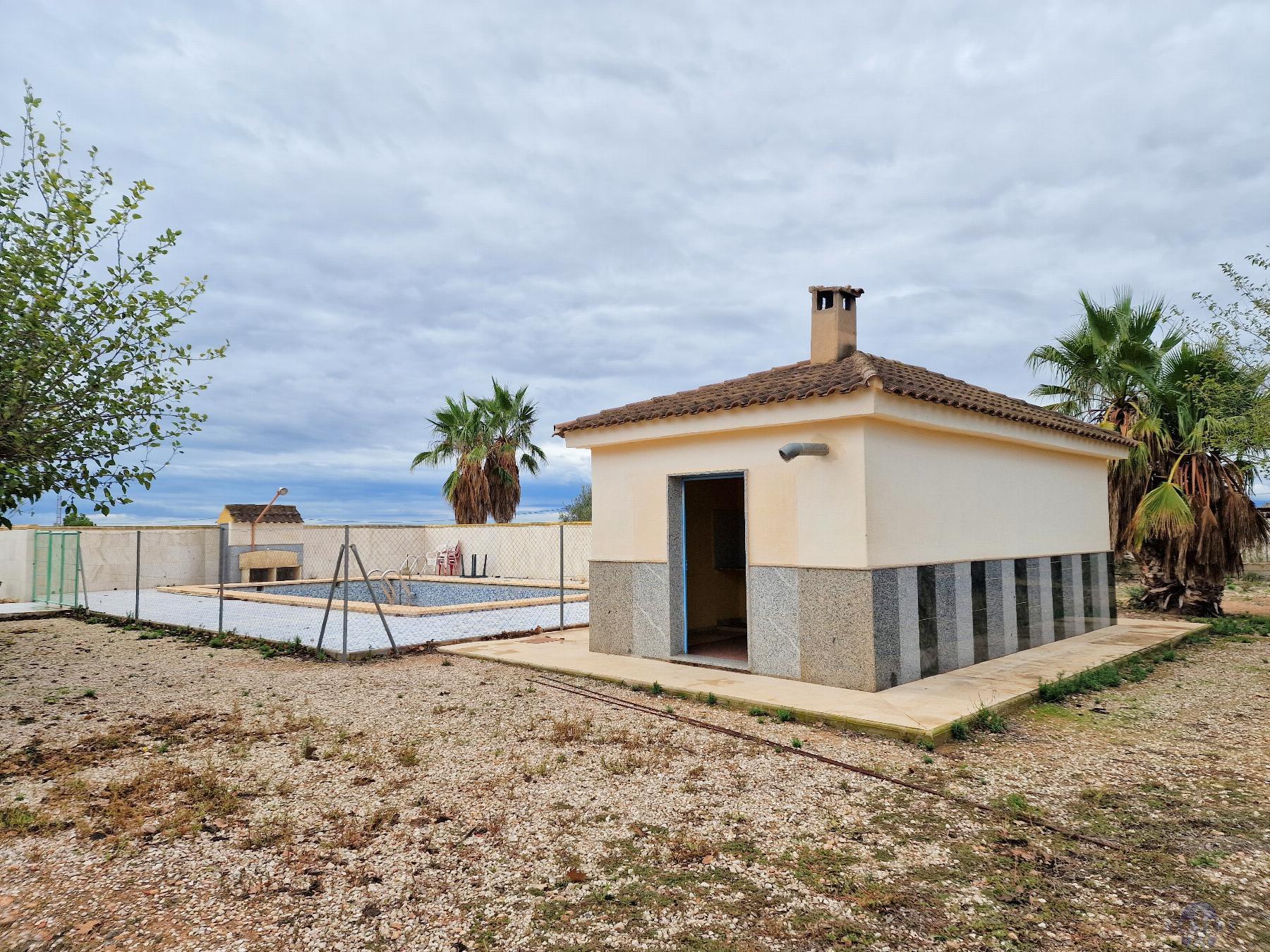 Venta de chalet en Novelda