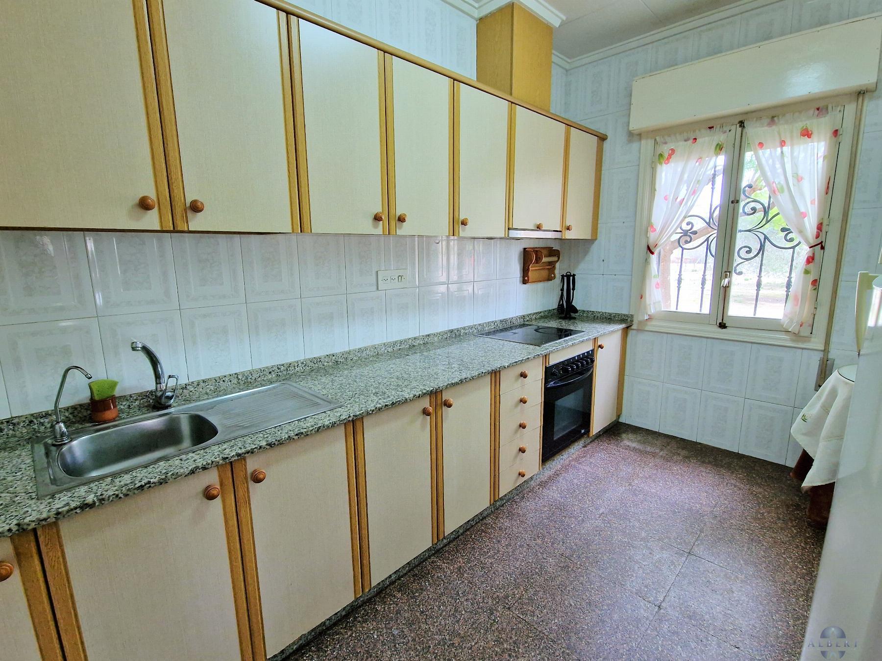 Venta de chalet en Novelda