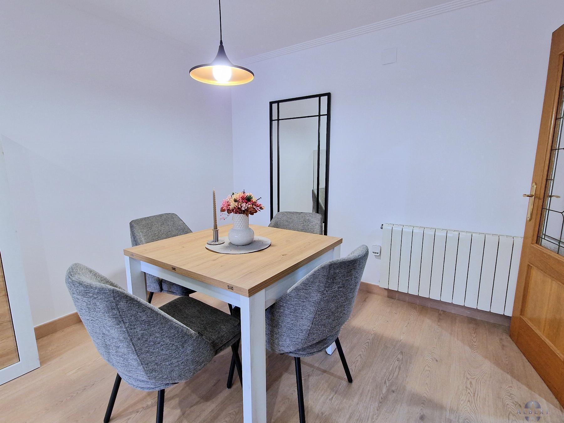 For sale of flat in Monóvar-Monòver