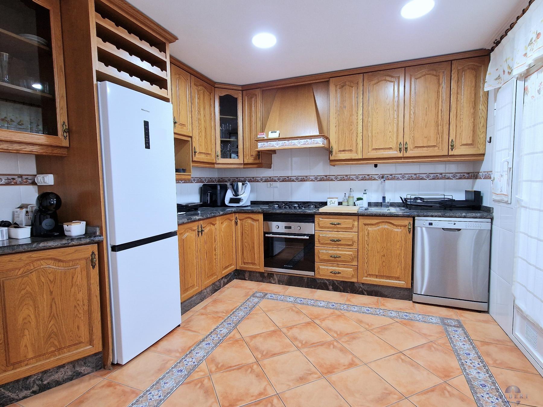 For sale of flat in Monóvar-Monòver
