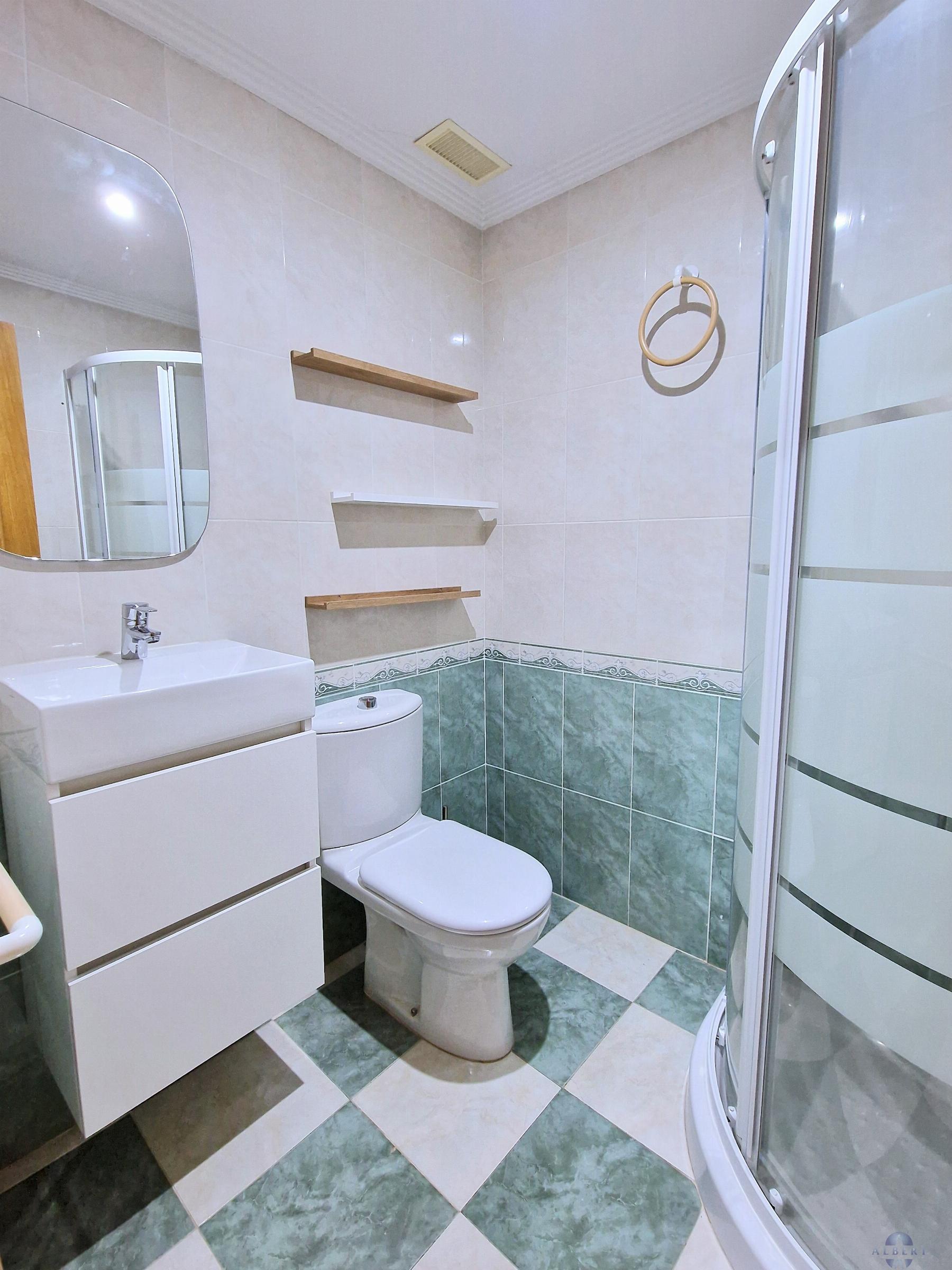 For sale of flat in Monóvar-Monòver