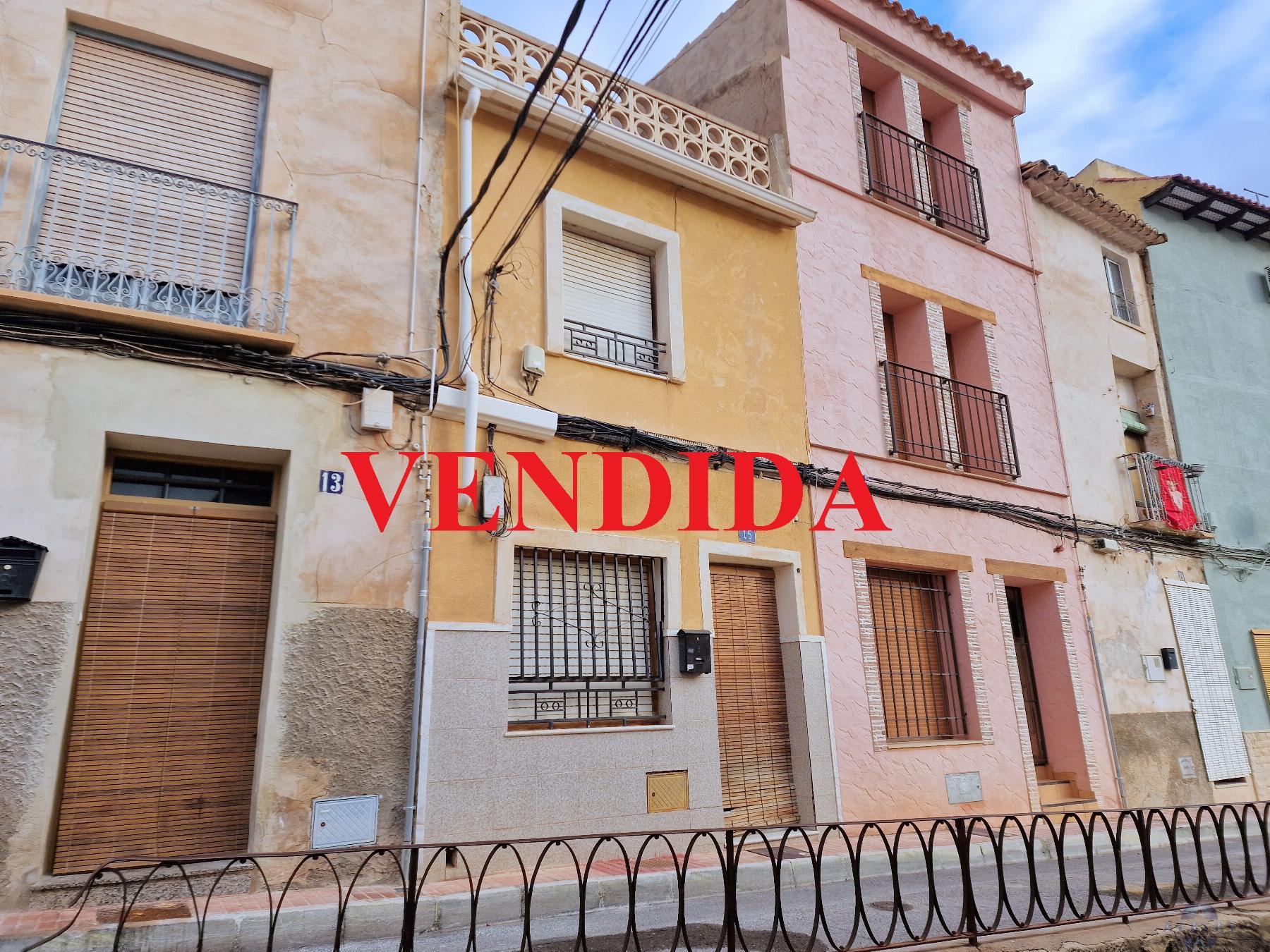 For sale of house in Monóvar-Monòver