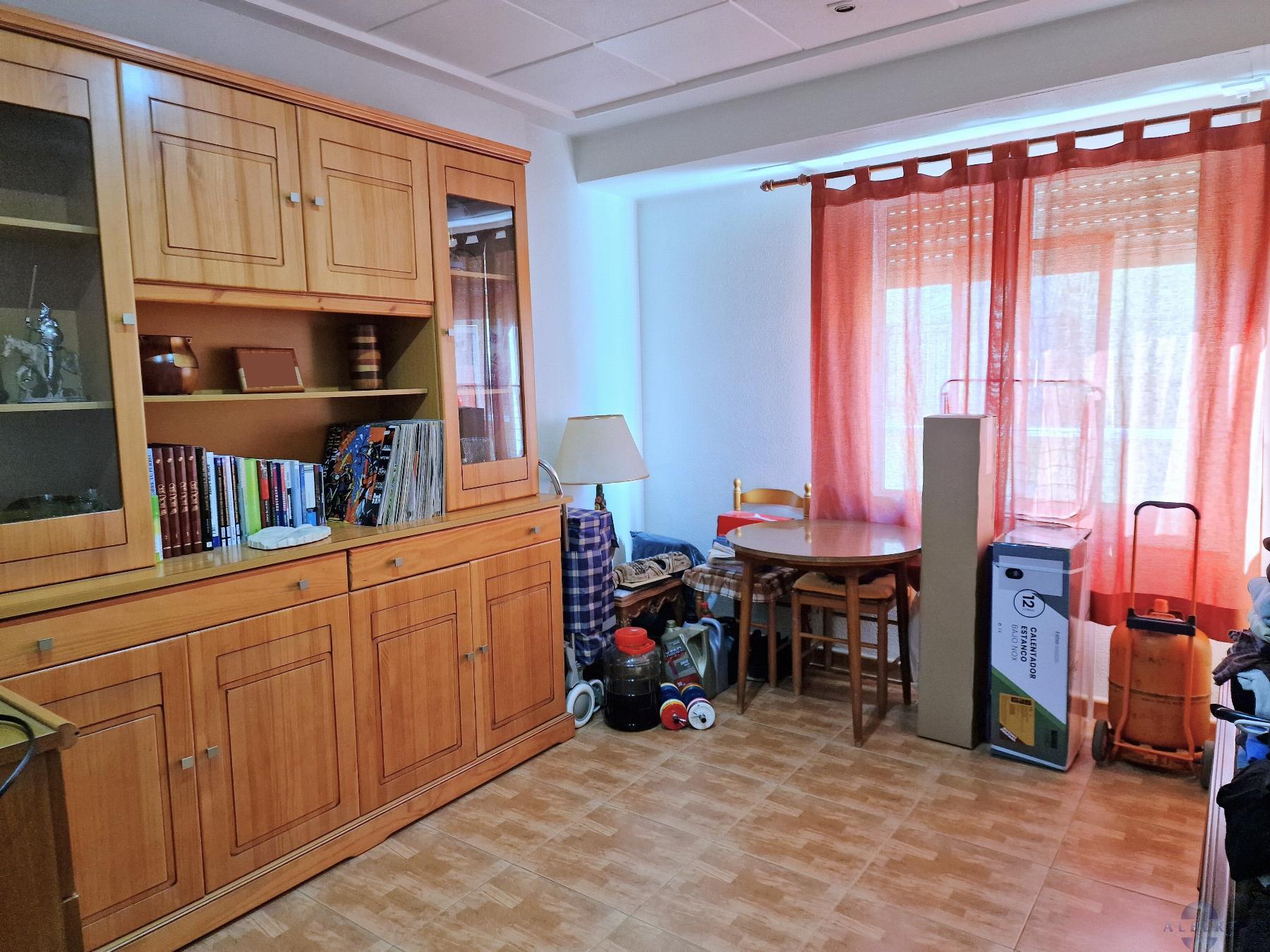 For sale of flat in Novelda