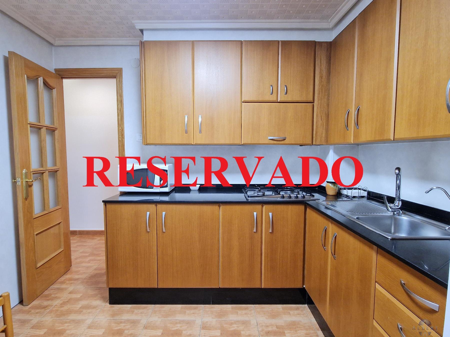 For sale of flat in Novelda