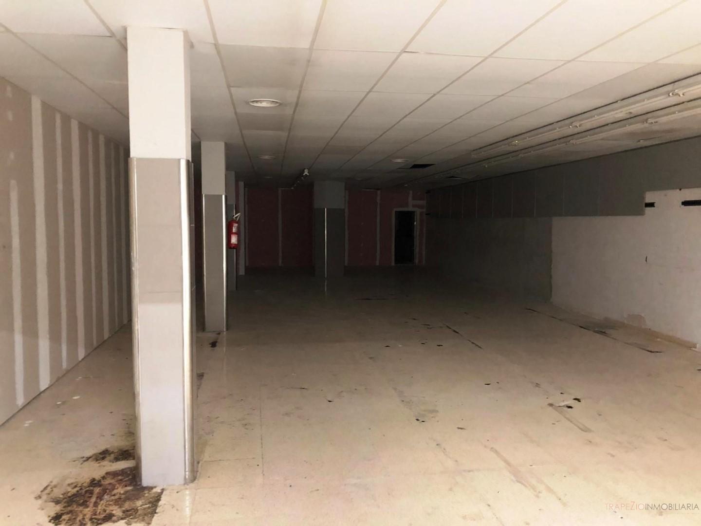 For rent of commercial in Mataró