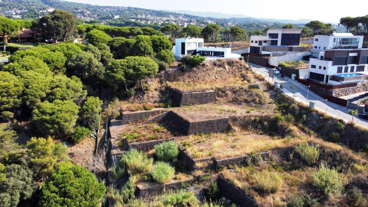 For sale of land in Sant Vicenç de Montalt