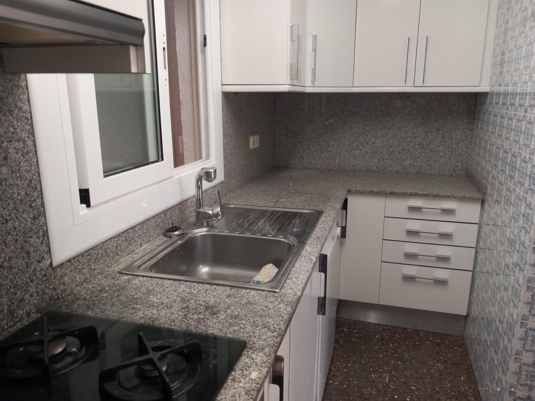 For sale of ground floor in Mataró