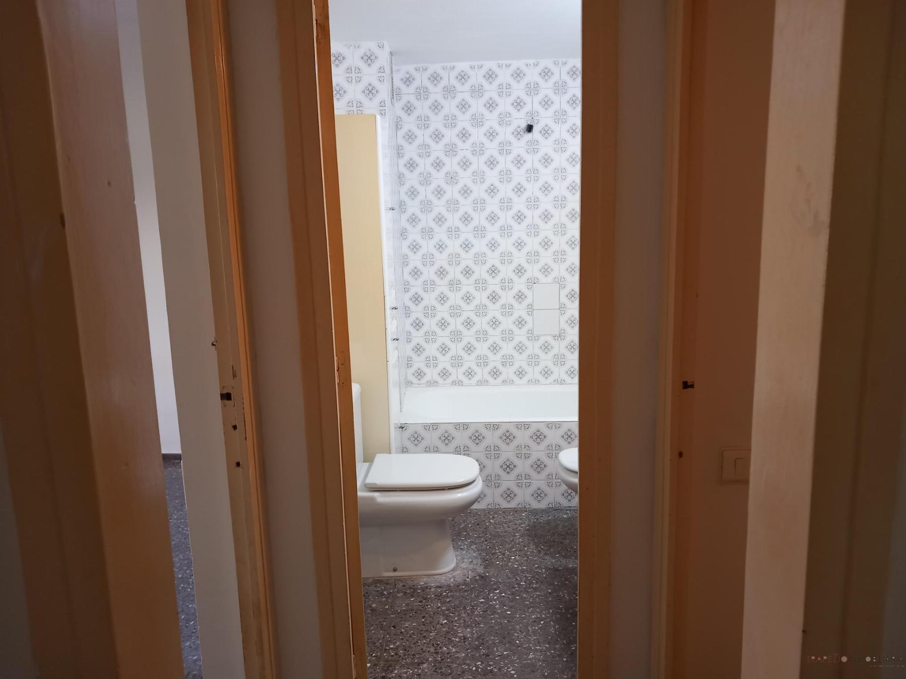 For sale of ground floor in Mataró