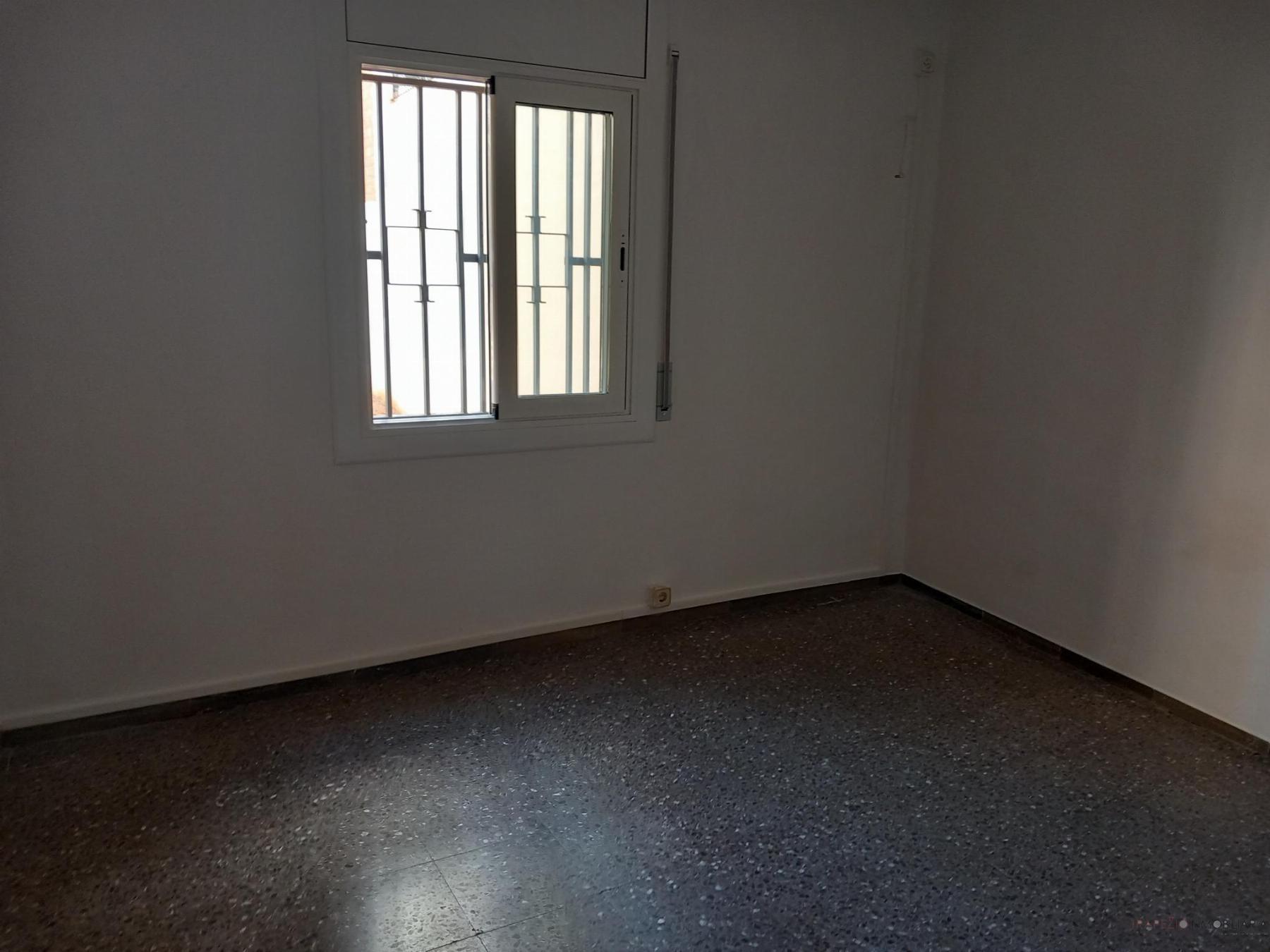 For sale of ground floor in Mataró