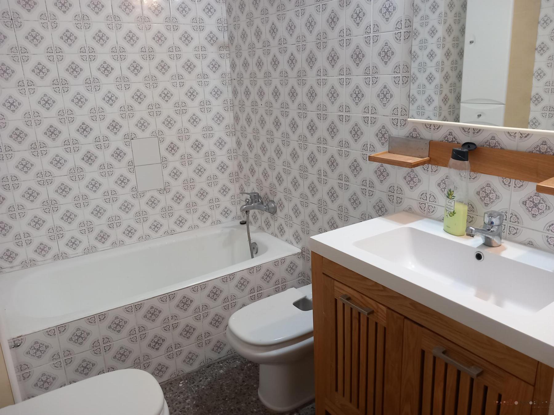 For sale of ground floor in Mataró