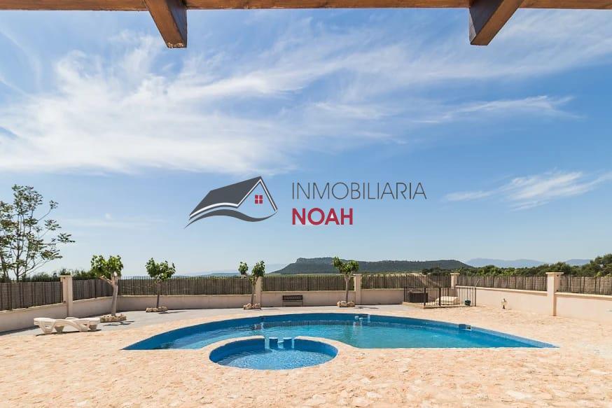 For sale of rural property in Mula