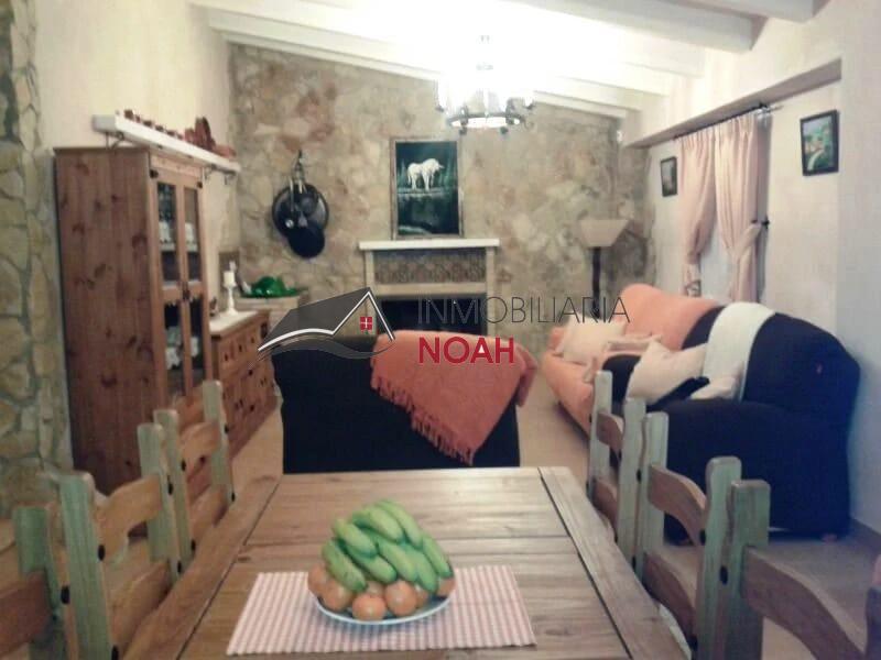 For sale of rural property in Mula