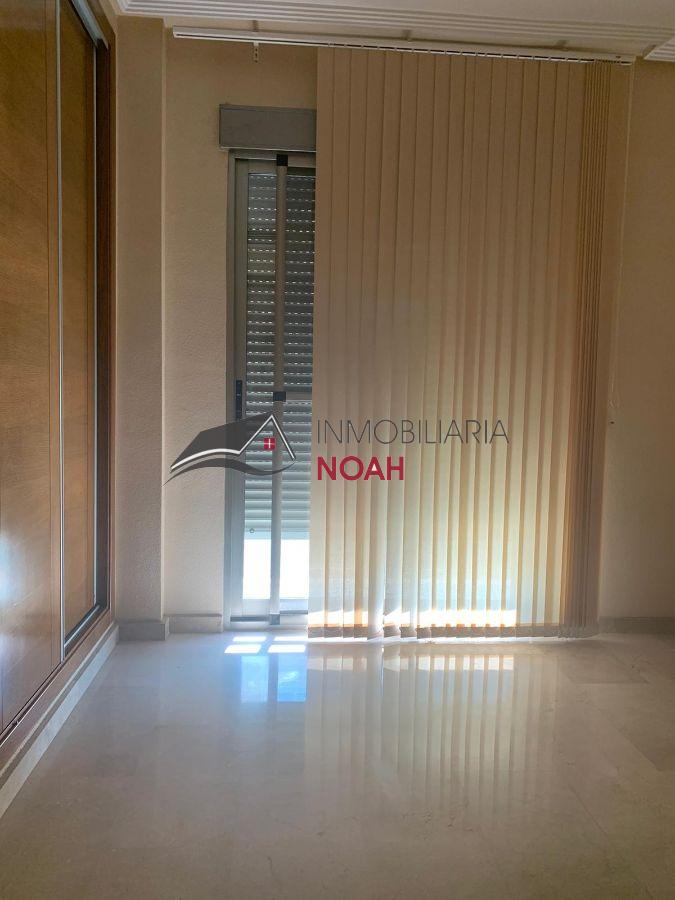 For rent of flat in Murcia